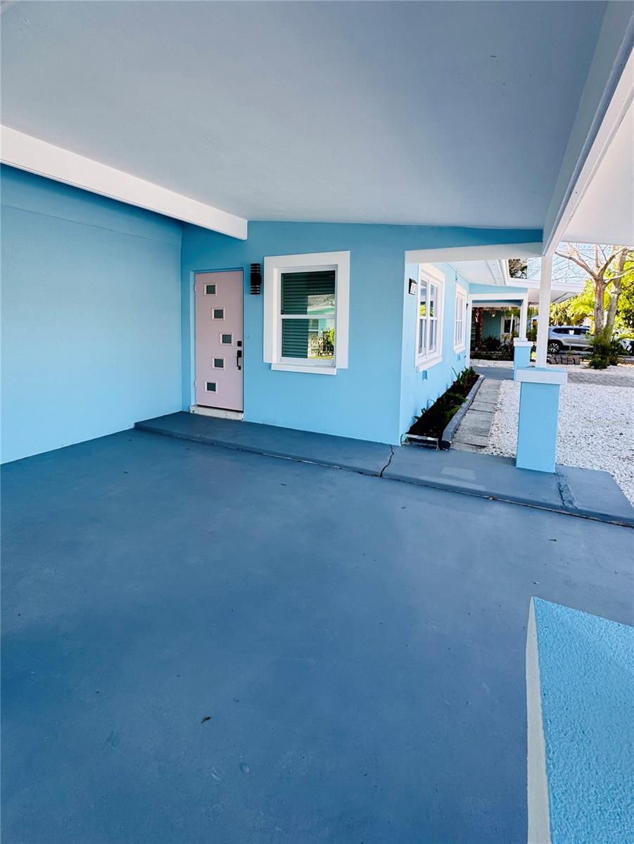 Image 17 of 43 For 2812 Miriam Street S