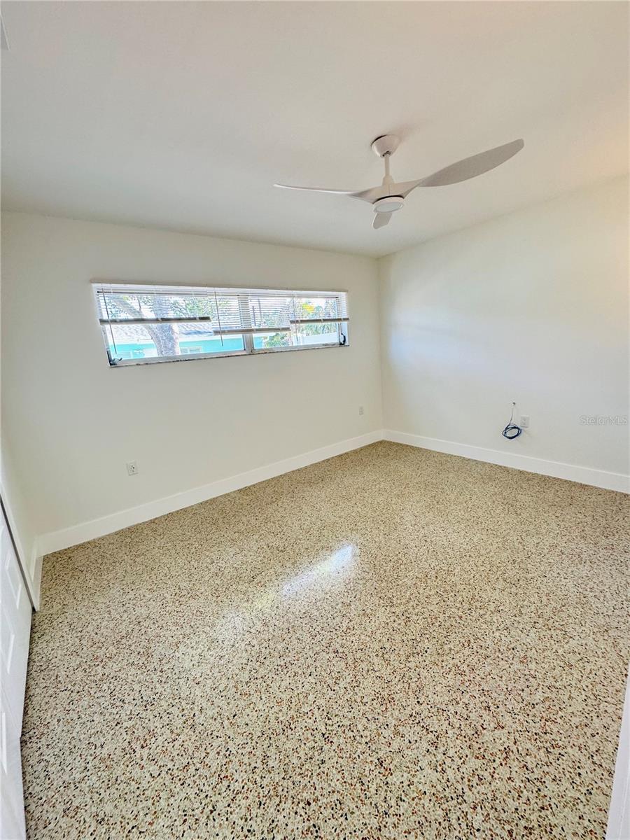 Image 25 of 43 For 2812 Miriam Street S