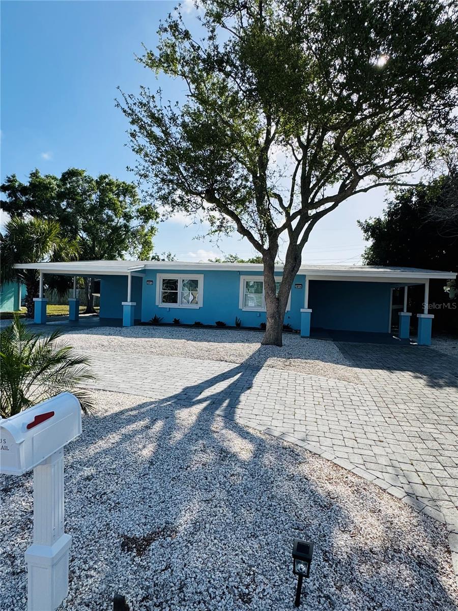 Image 35 of 43 For 2812 Miriam Street S