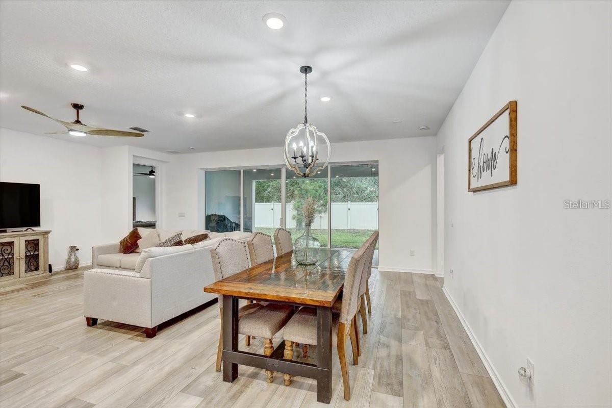 Image 15 of 39 For 2824 Quail Crest Court