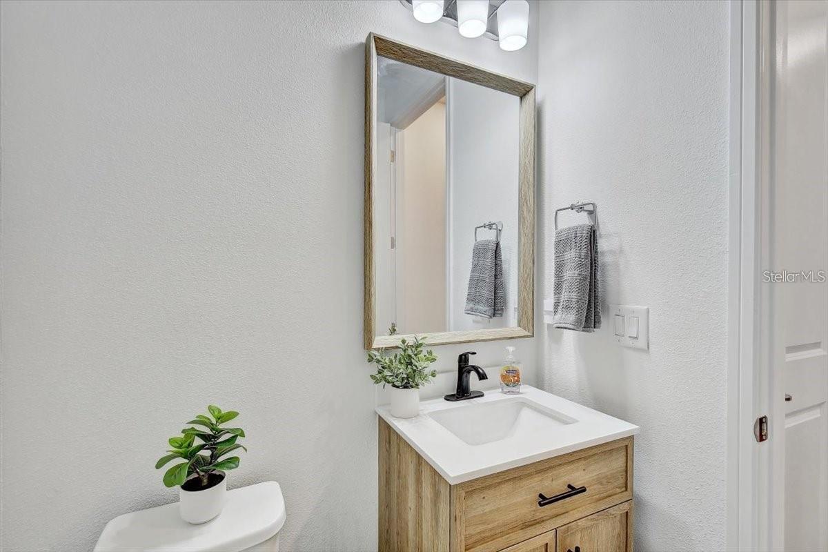 Image 17 of 39 For 2824 Quail Crest Court