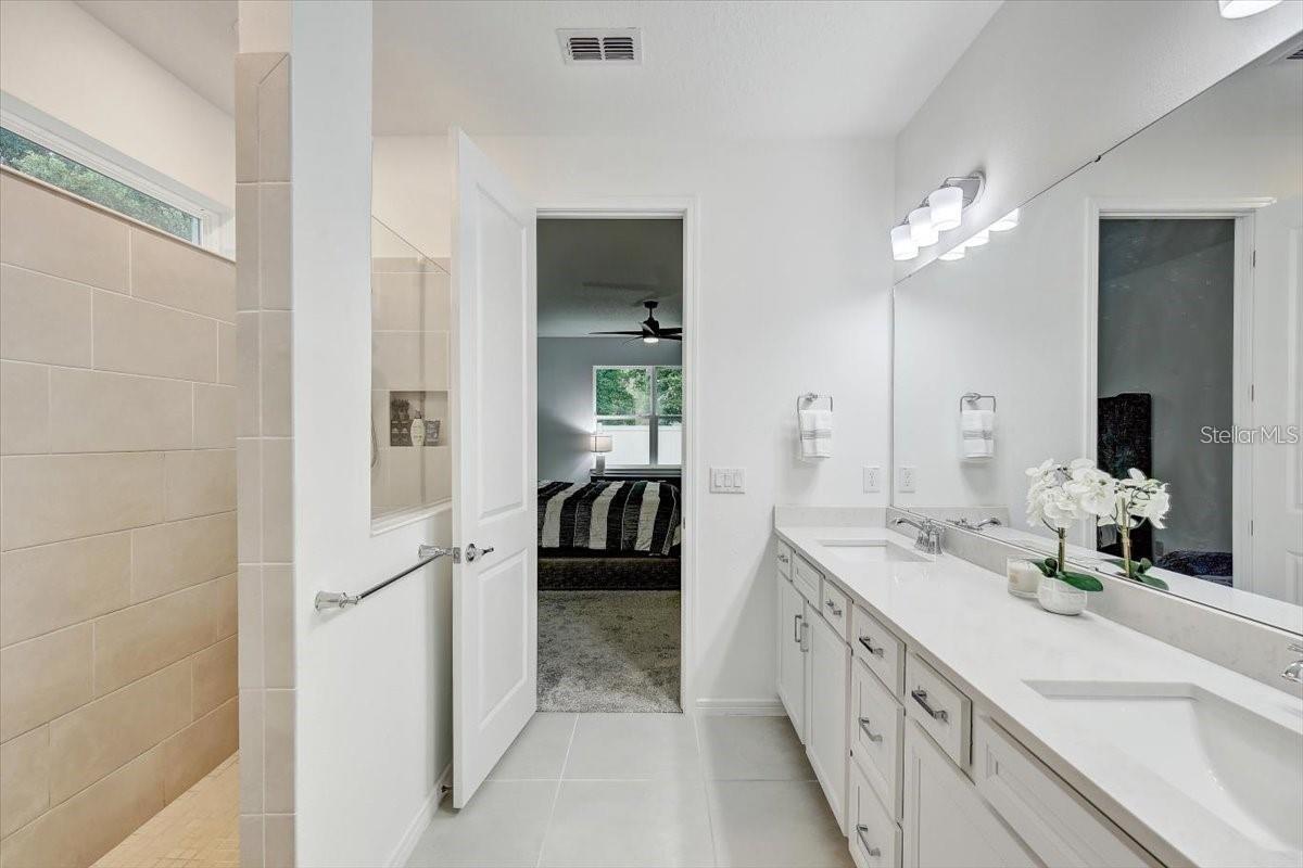 Image 21 of 39 For 2824 Quail Crest Court