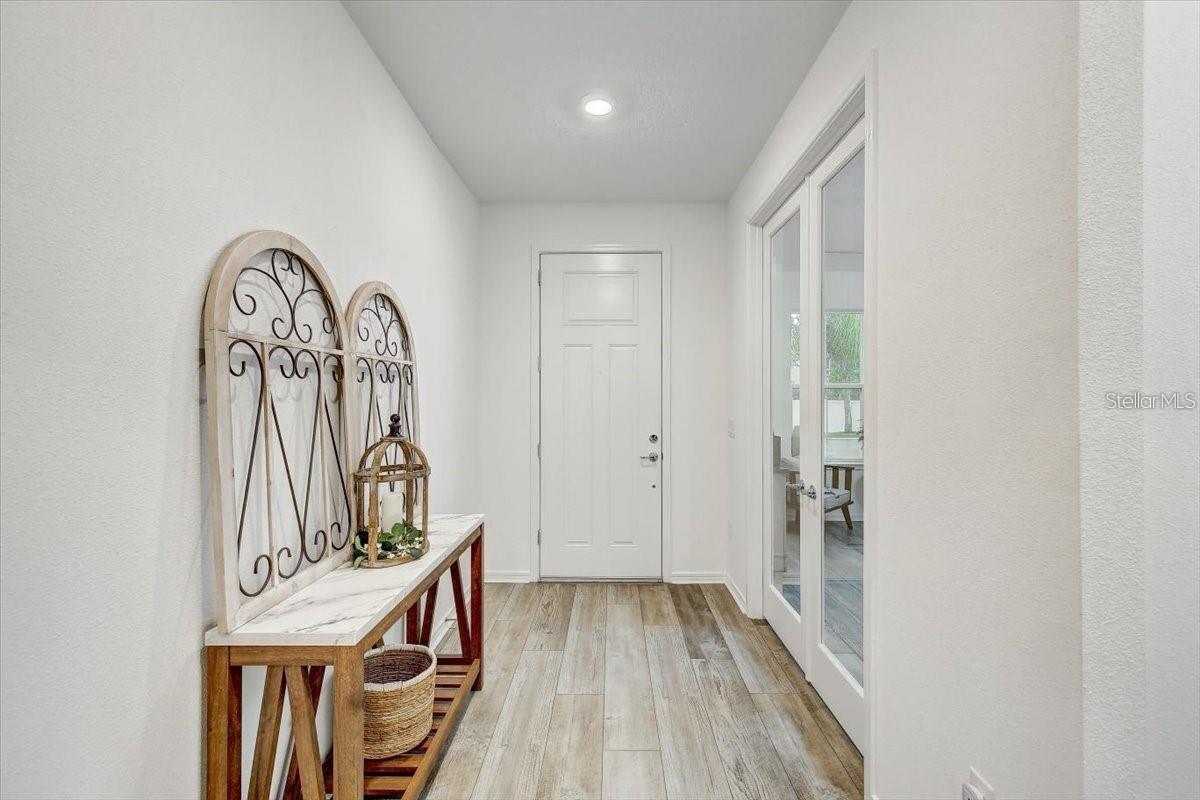 Image 4 of 39 For 2824 Quail Crest Court