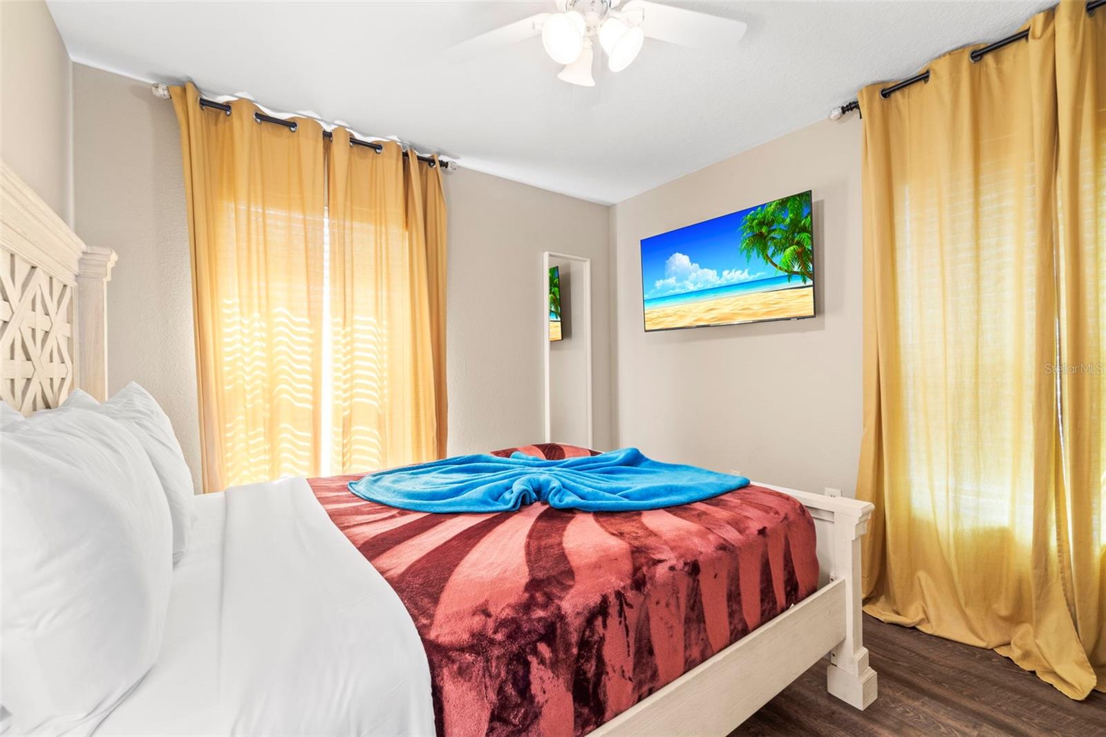 Image 43 of 50 For 205 Kirby Street