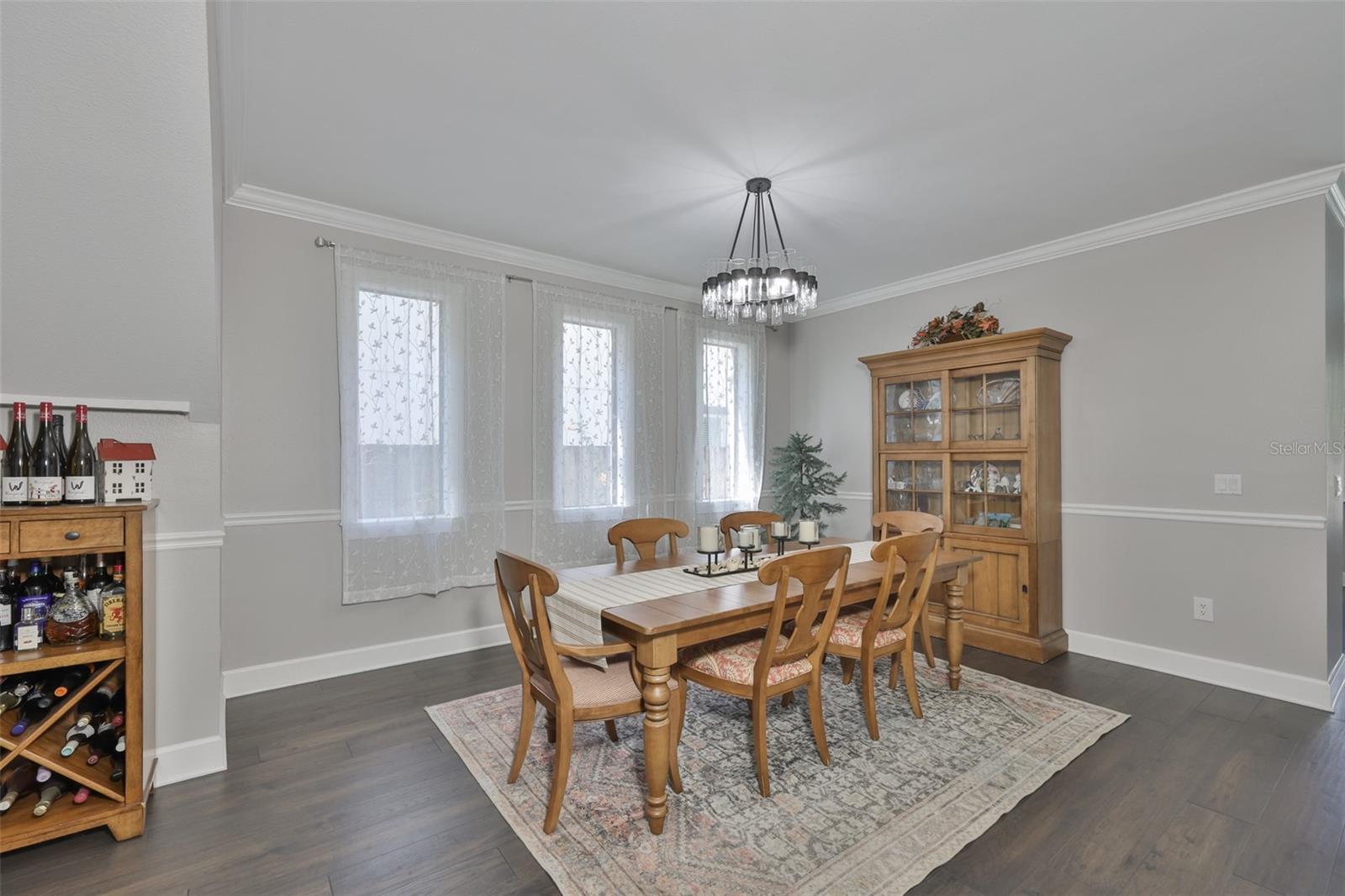 Image 13 of 56 For 3609 San Luis Street