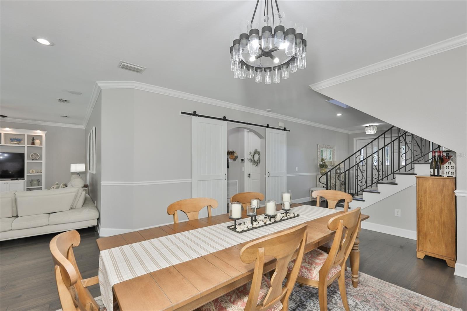 Image 14 of 56 For 3609 San Luis Street