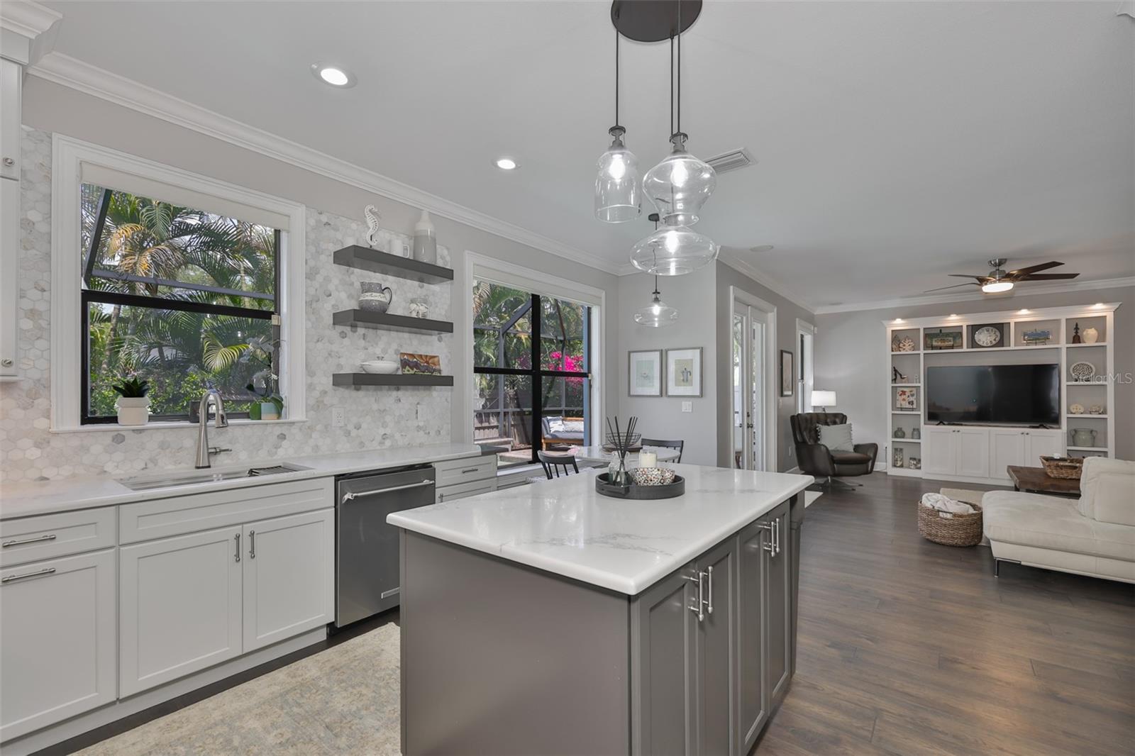 Image 23 of 56 For 3609 San Luis Street