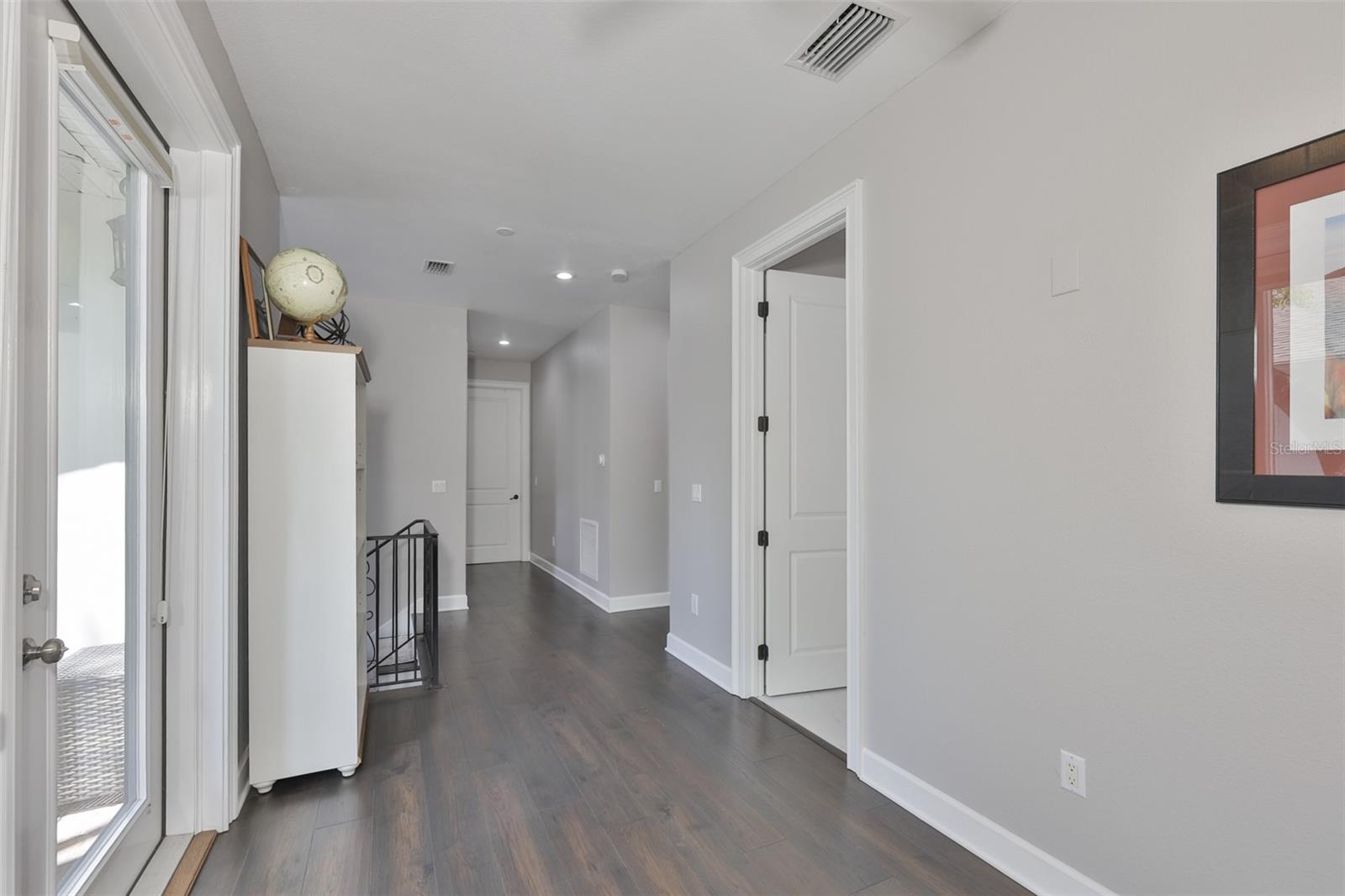 Image 31 of 56 For 3609 San Luis Street