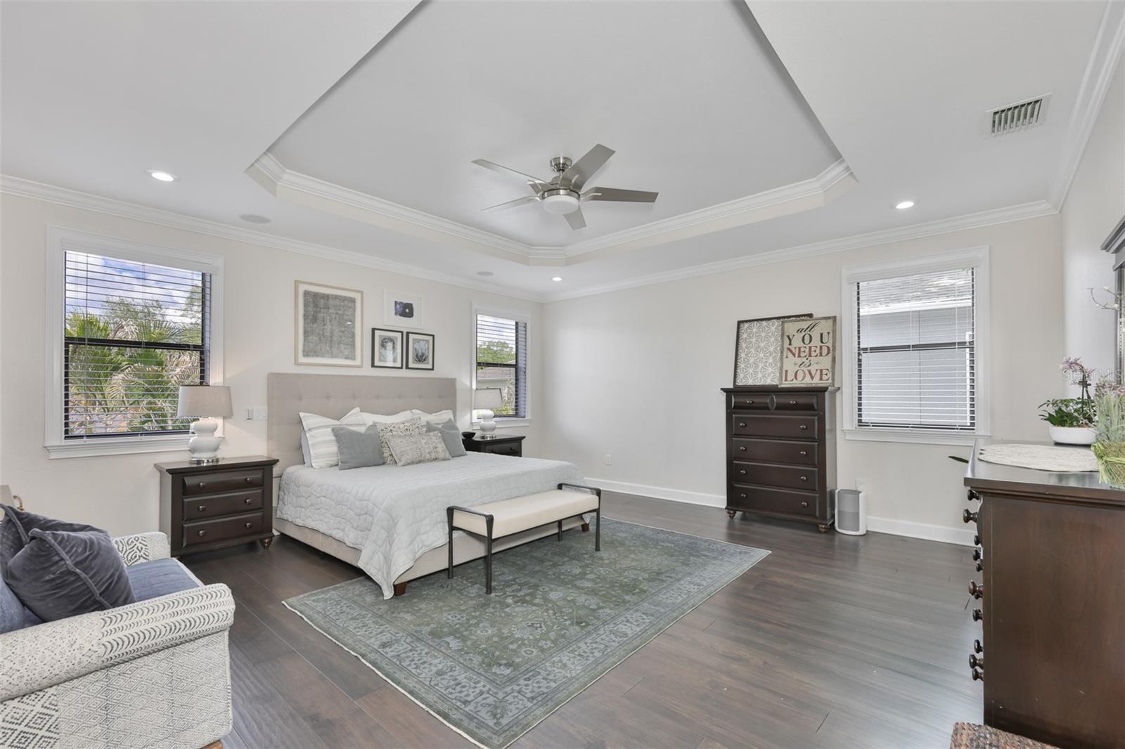 Image 33 of 56 For 3609 San Luis Street