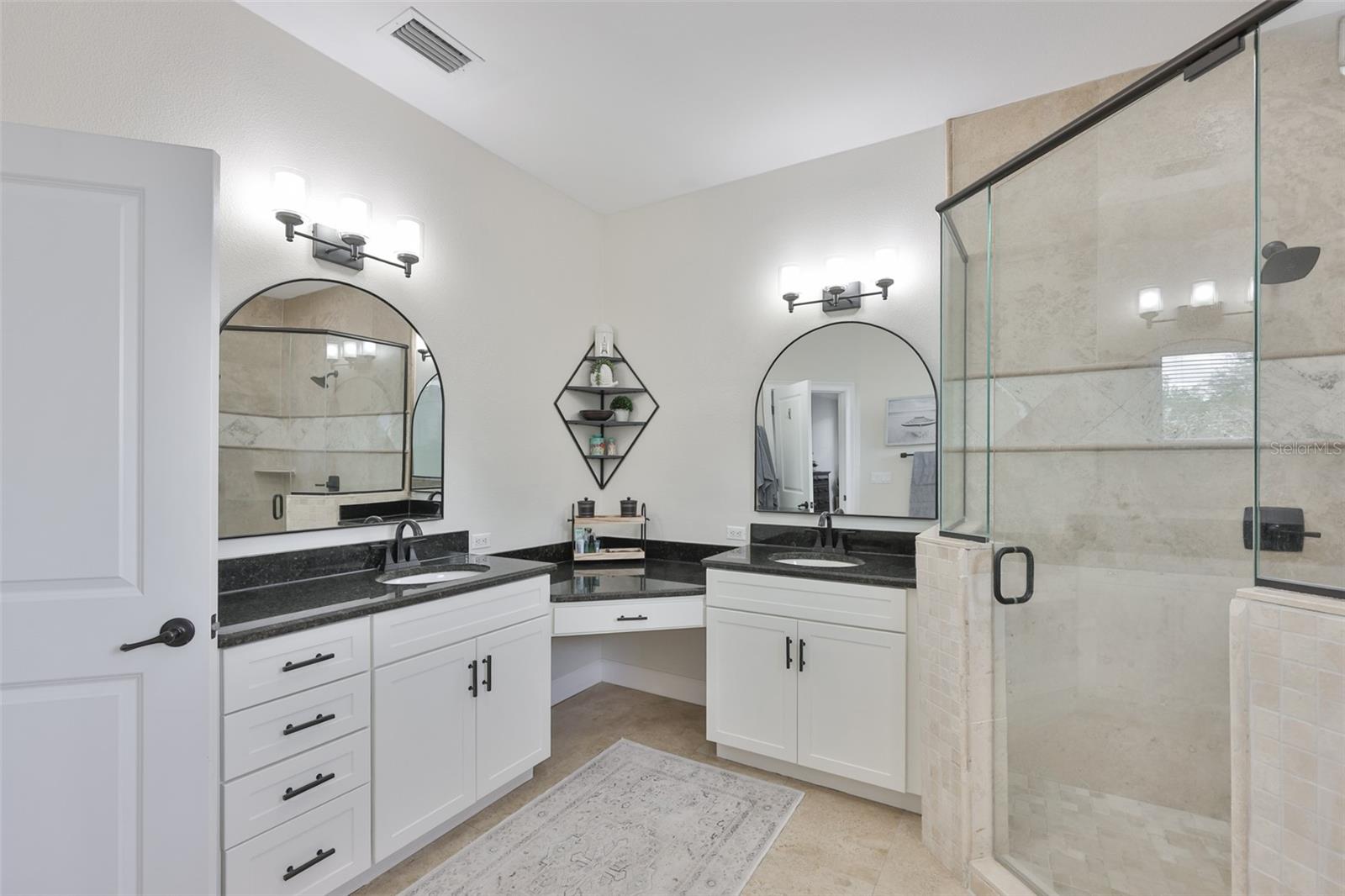 Image 36 of 56 For 3609 San Luis Street