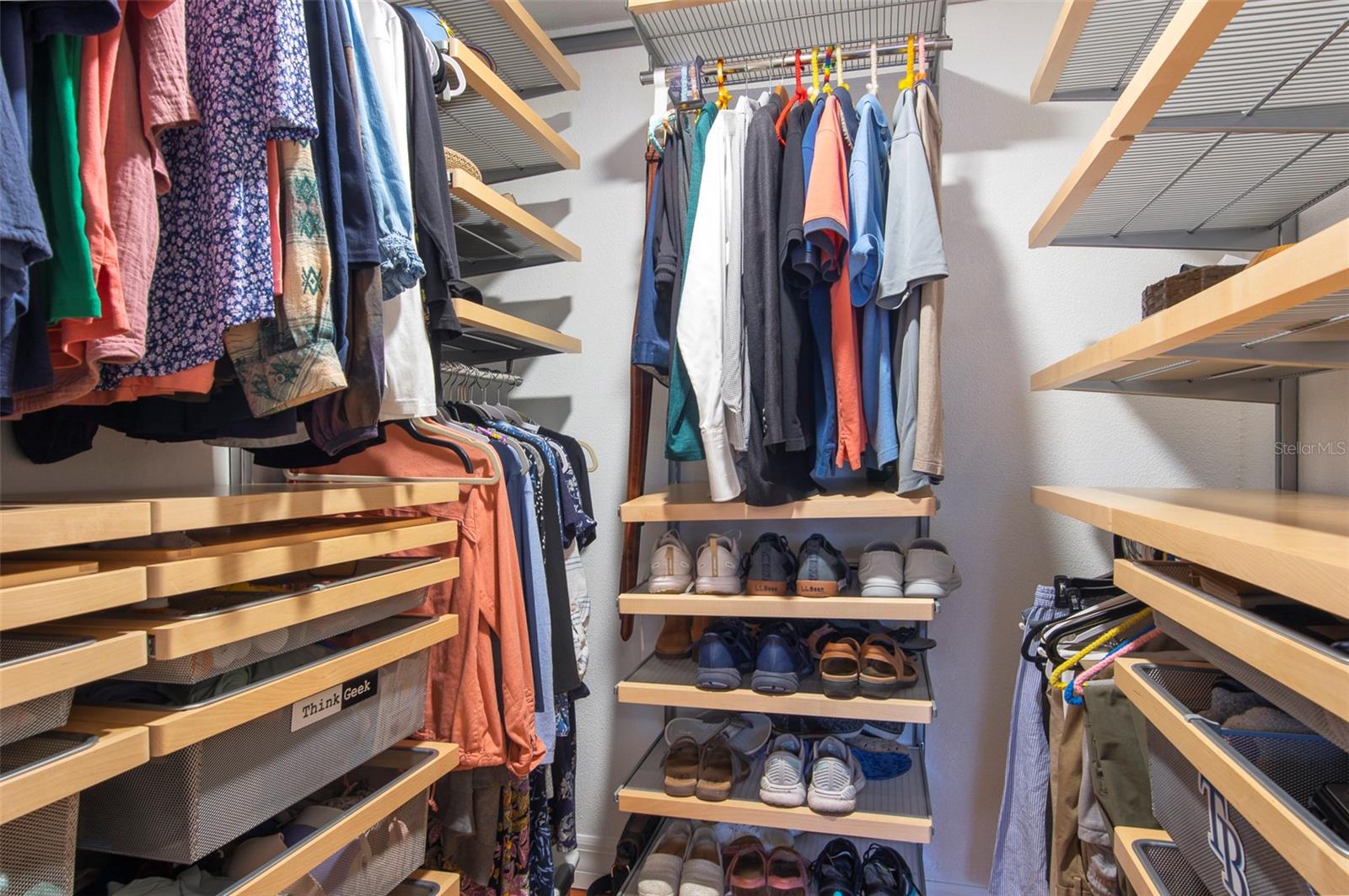 Image 17 of 29 For 219 4th Avenue N 202