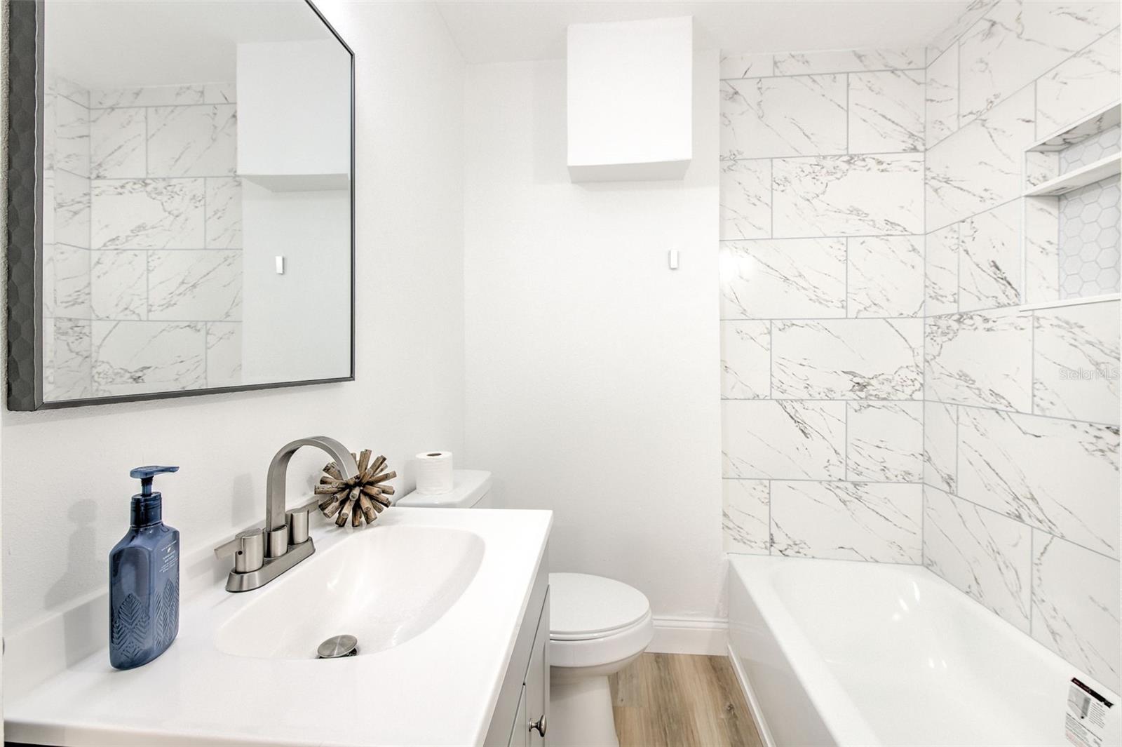 Image 16 of 24 For 2002 Hanna Avenue