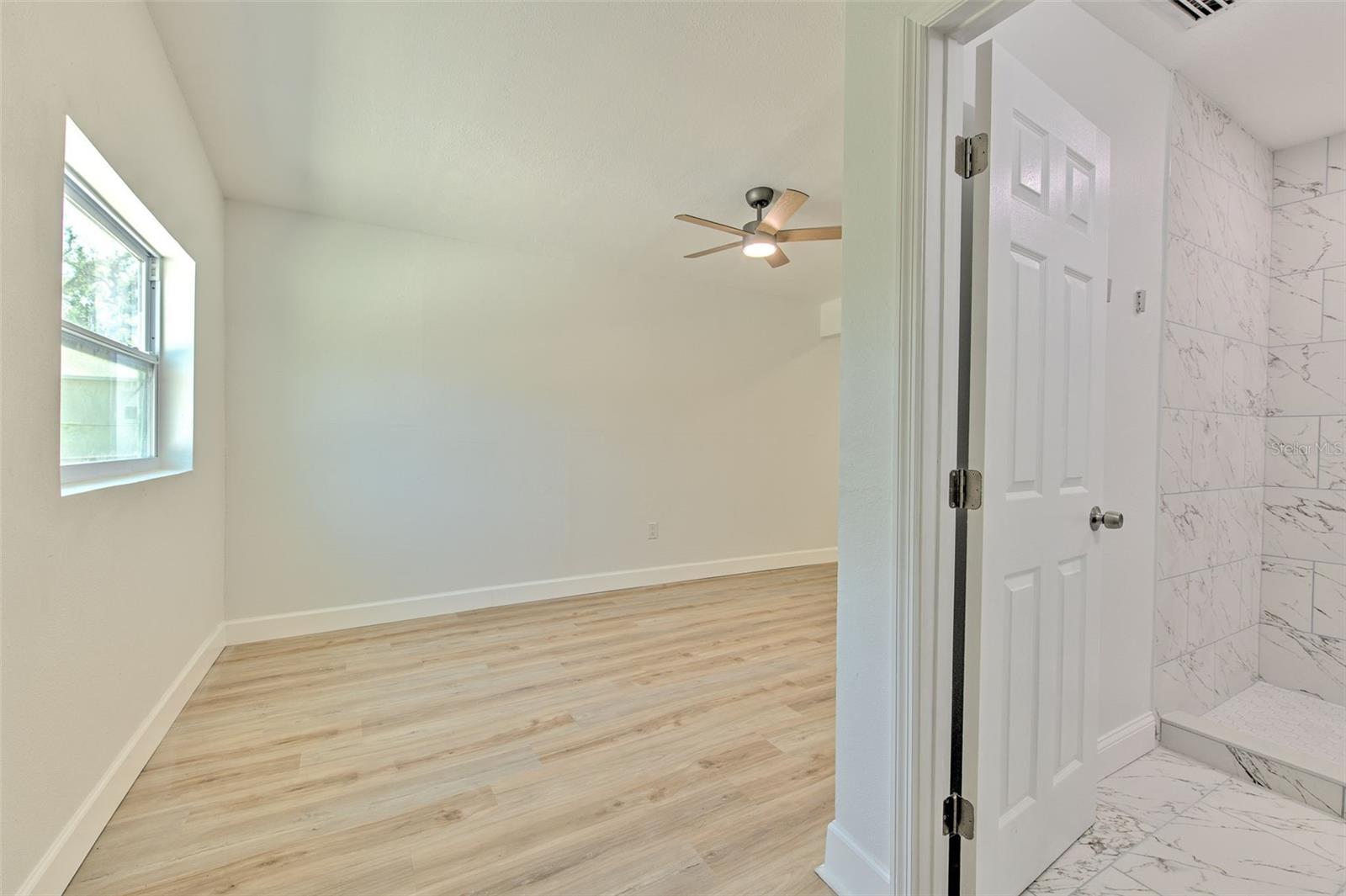 Image 7 of 24 For 2002 Hanna Avenue