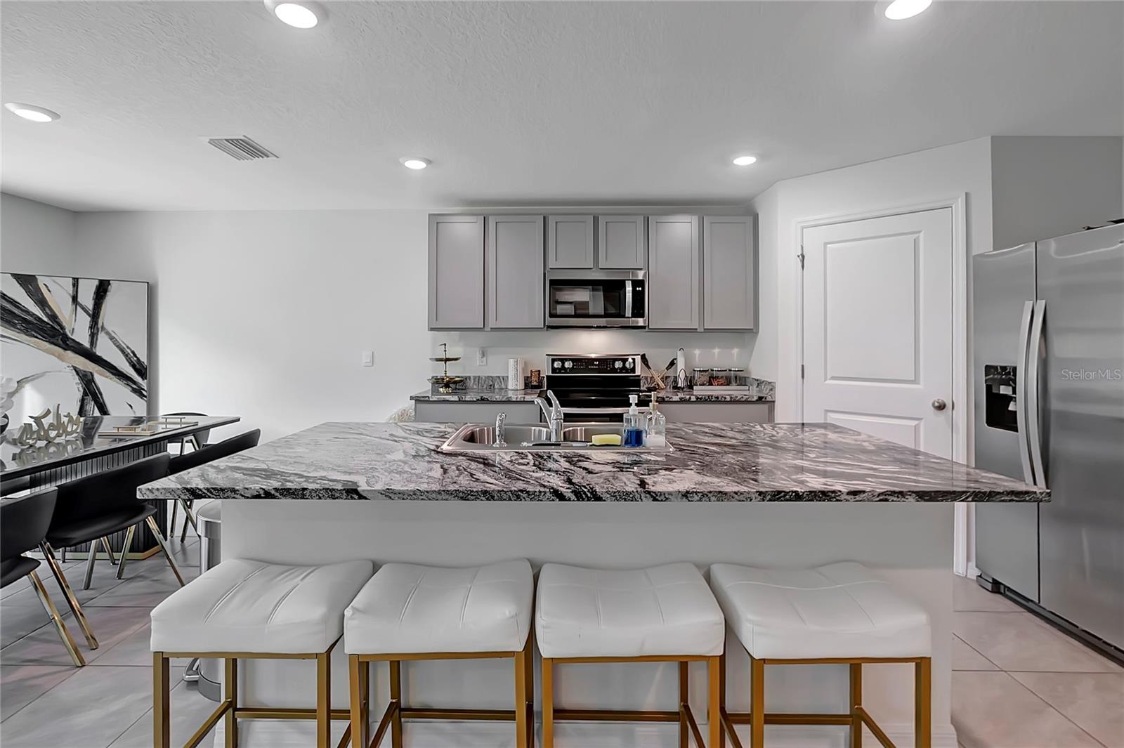 Image 11 of 54 For 7737 Rosewood Garden Loop