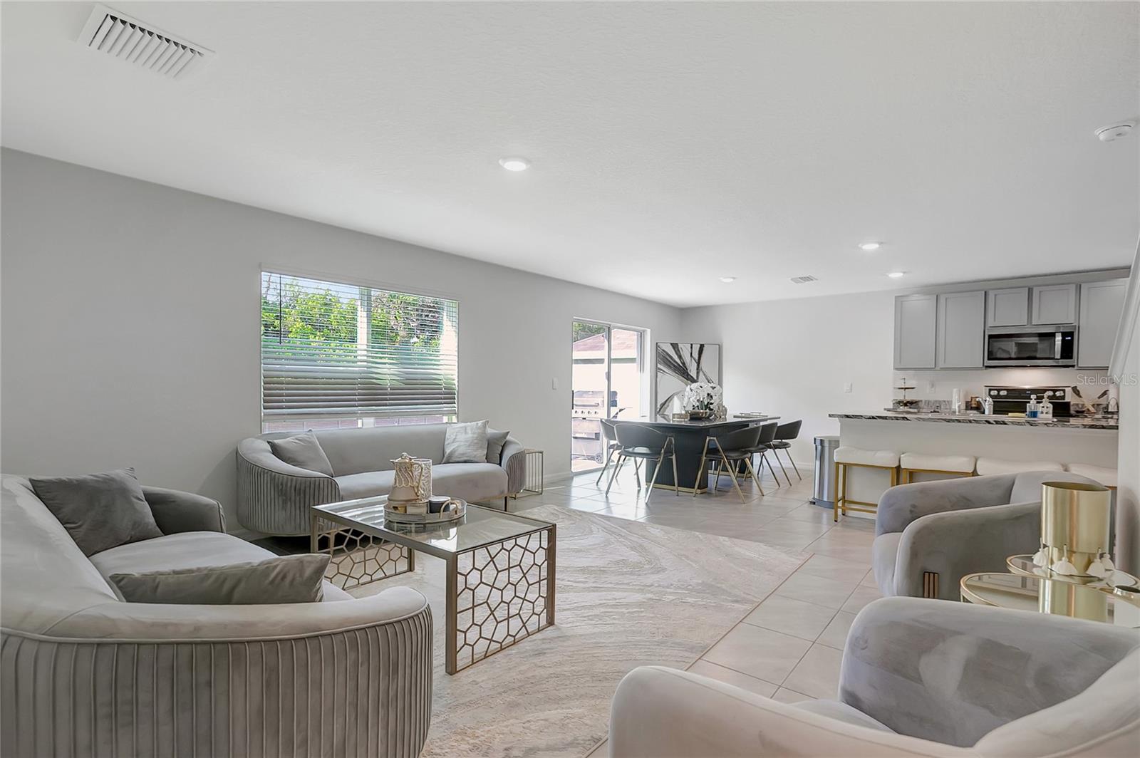 Image 21 of 54 For 7737 Rosewood Garden Loop