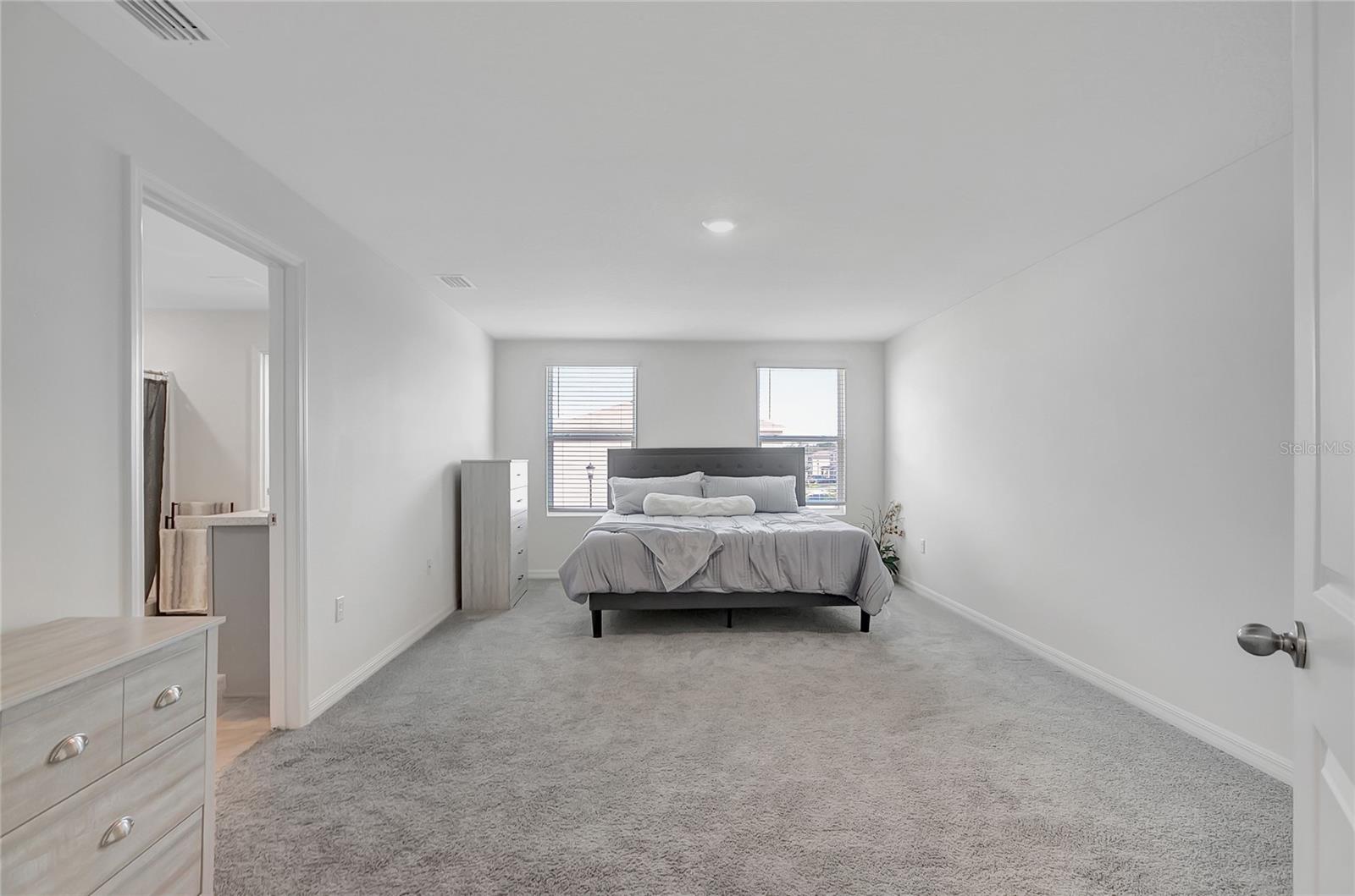 Image 25 of 54 For 7737 Rosewood Garden Loop