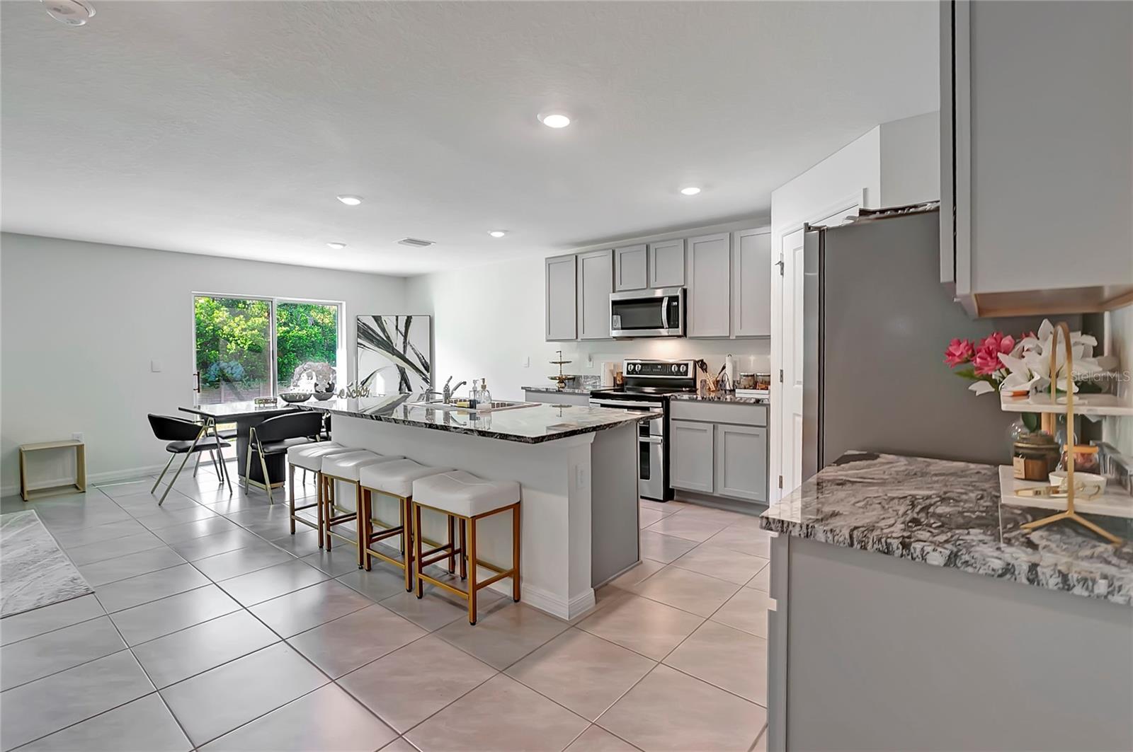 Image 8 of 54 For 7737 Rosewood Garden Loop