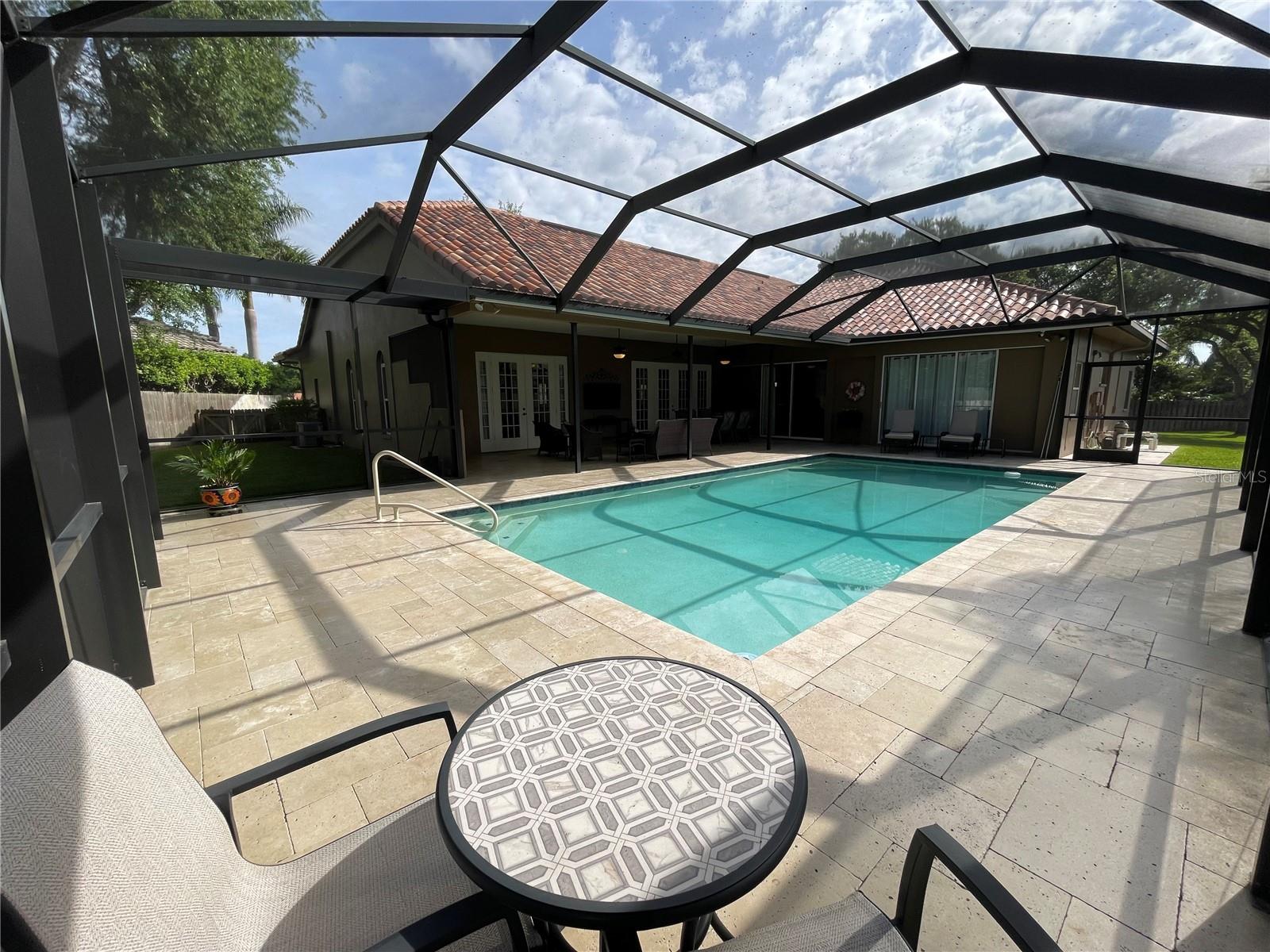 Listing photo id 31 for 2366 Anthony Avenue