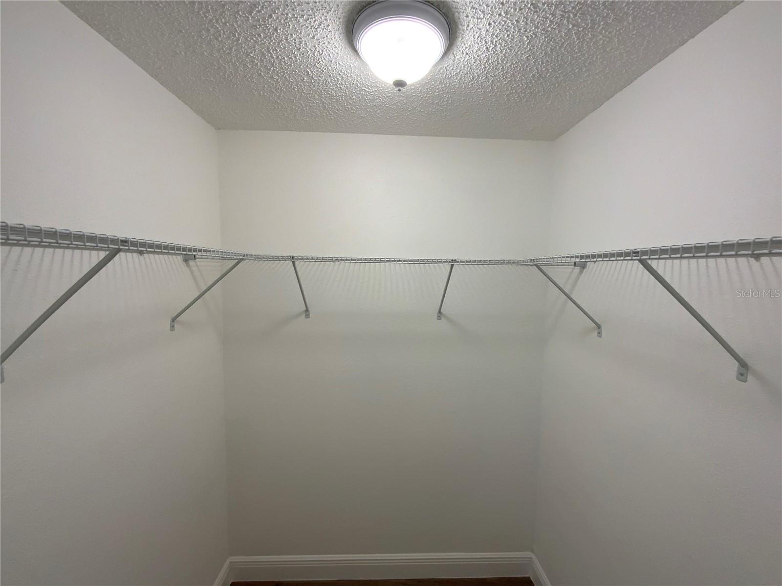 Image 11 of 12 For 305 Wellington Court 62