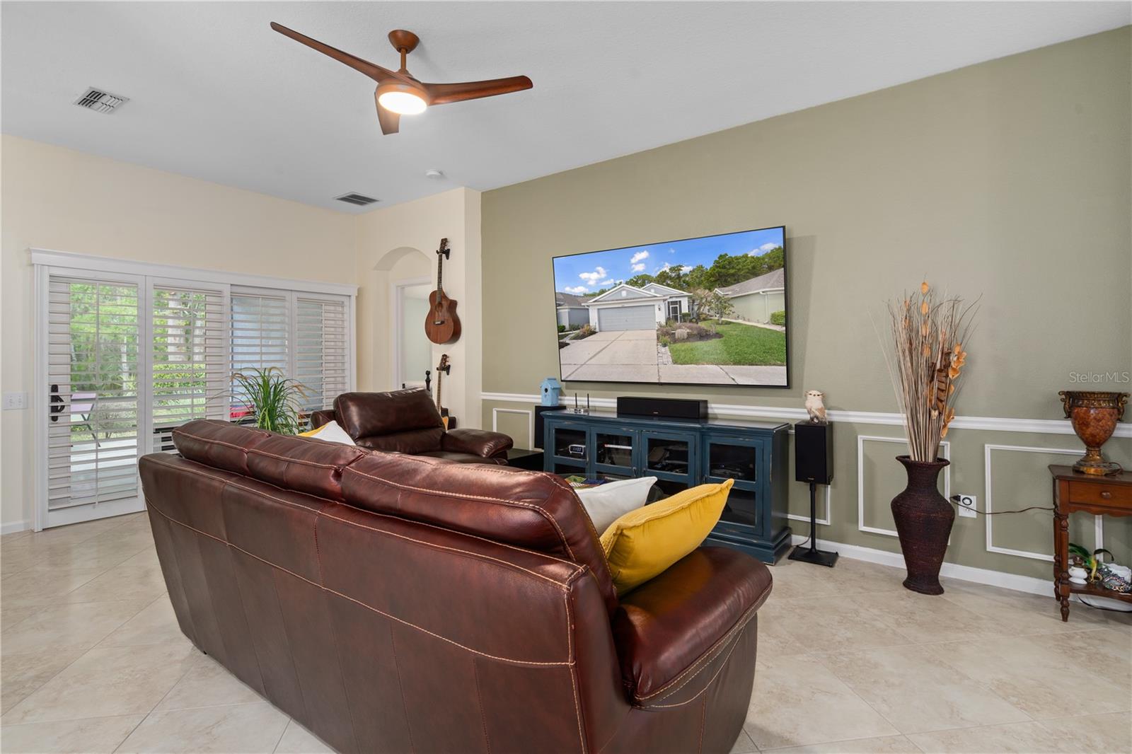 Image 17 of 81 For 5245 Gato Del Sol Circle