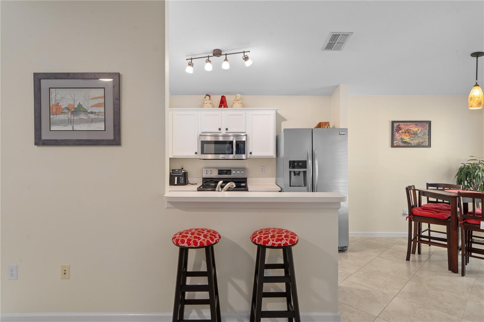 Image 22 of 81 For 5245 Gato Del Sol Circle