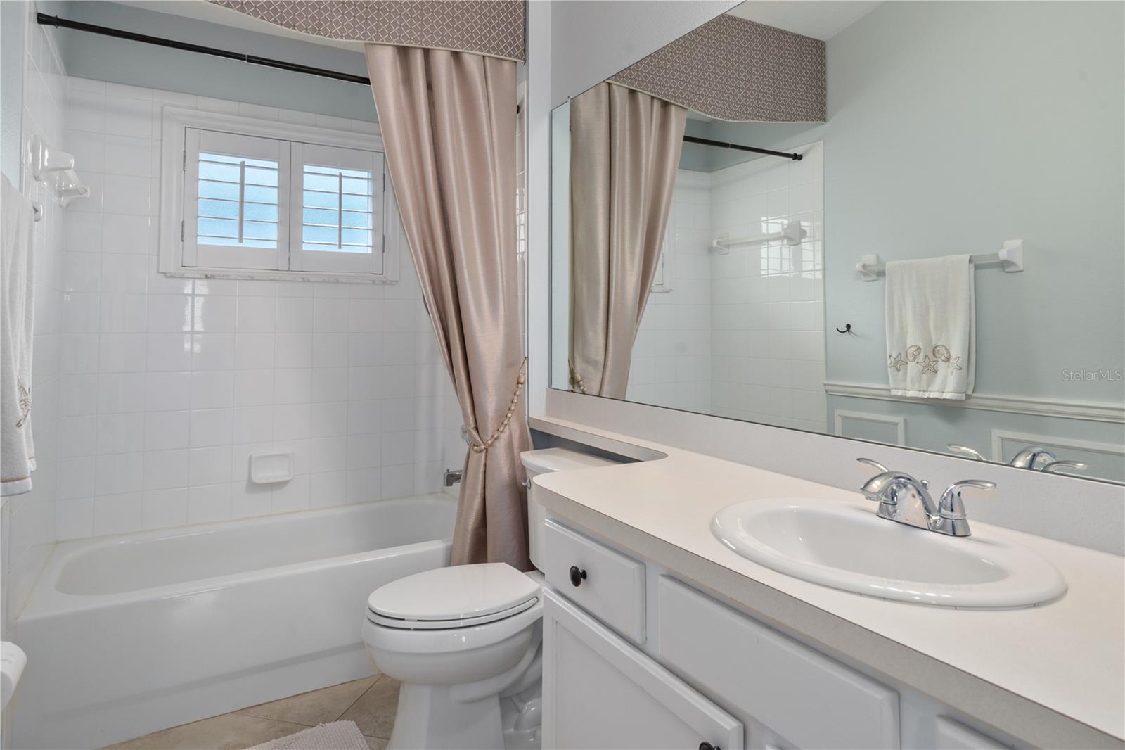 Image 38 of 81 For 5245 Gato Del Sol Circle