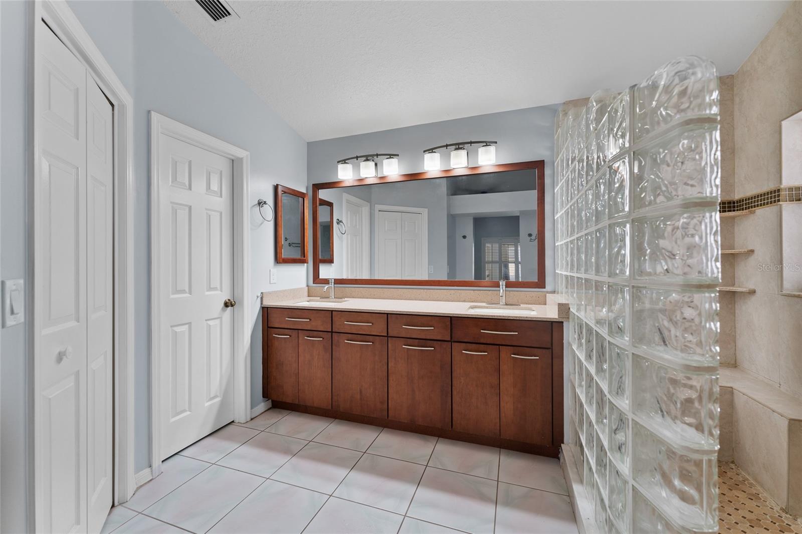 Image 23 of 48 For 1509 Dawley Court