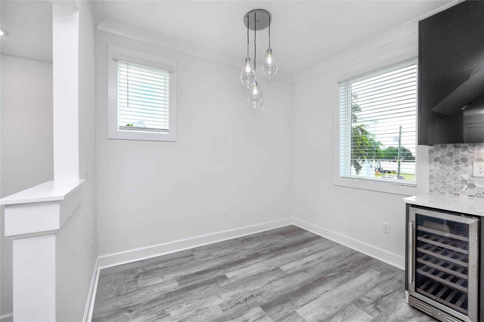 Image 11 of 42 For 1520 Pierce Street 1