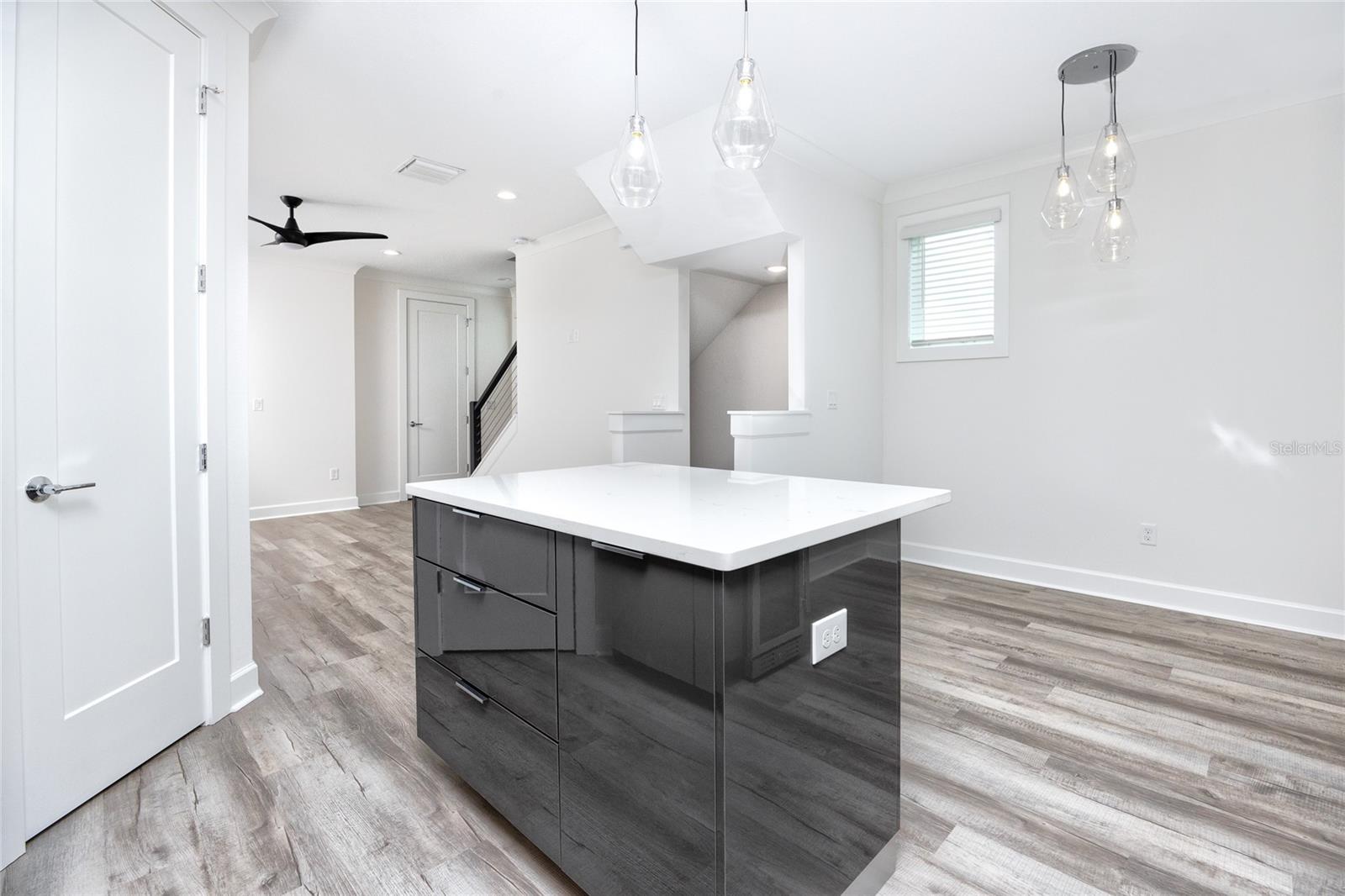 Image 18 of 42 For 1520 Pierce Street 1