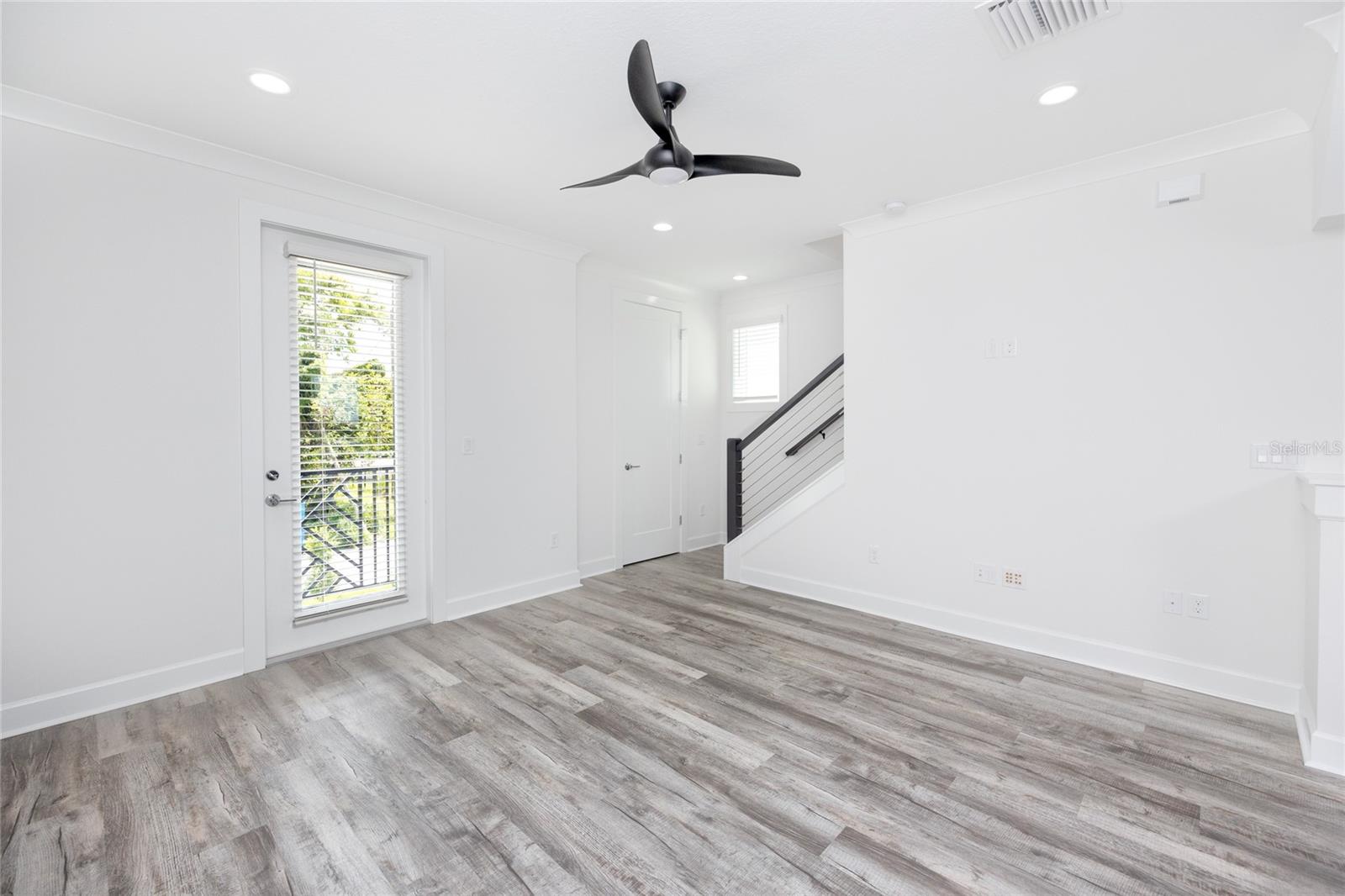 Image 22 of 42 For 1520 Pierce Street 1