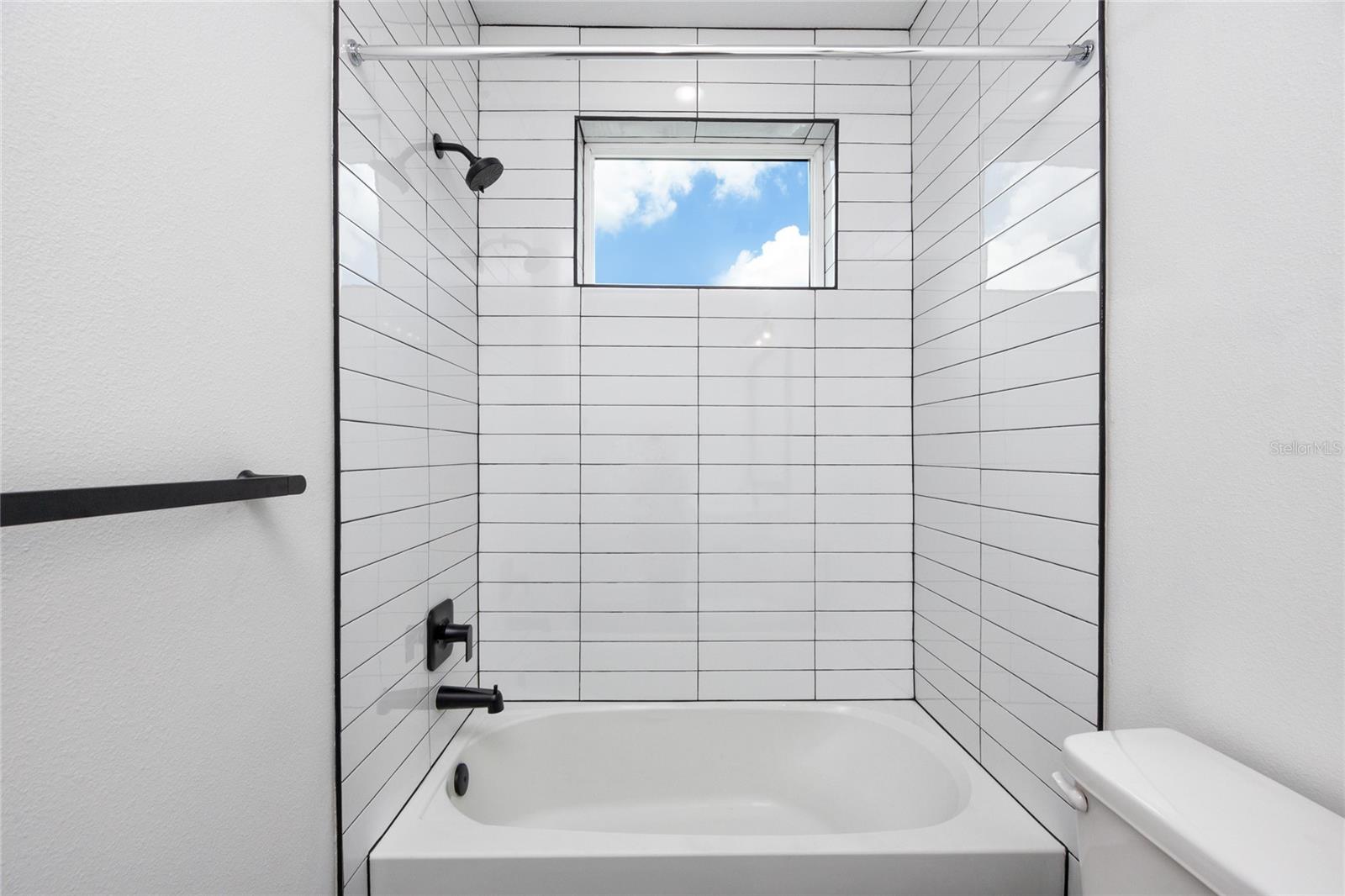 Image 28 of 42 For 1520 Pierce Street 1