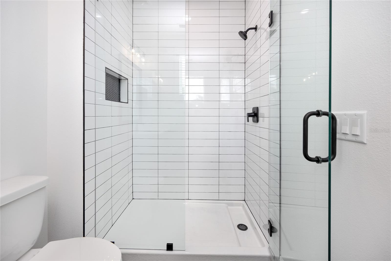 Image 33 of 42 For 1520 Pierce Street 1