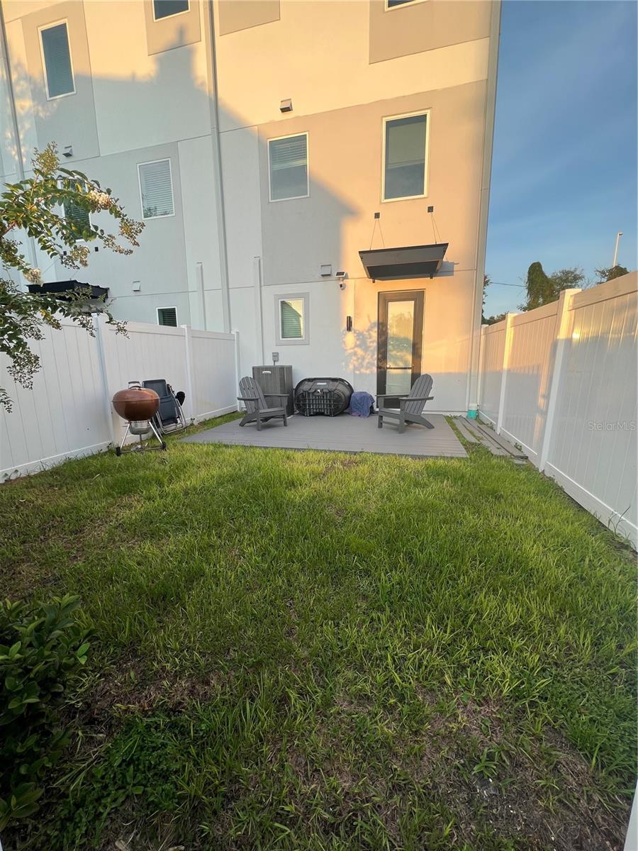 Image 35 of 42 For 1520 Pierce Street 1