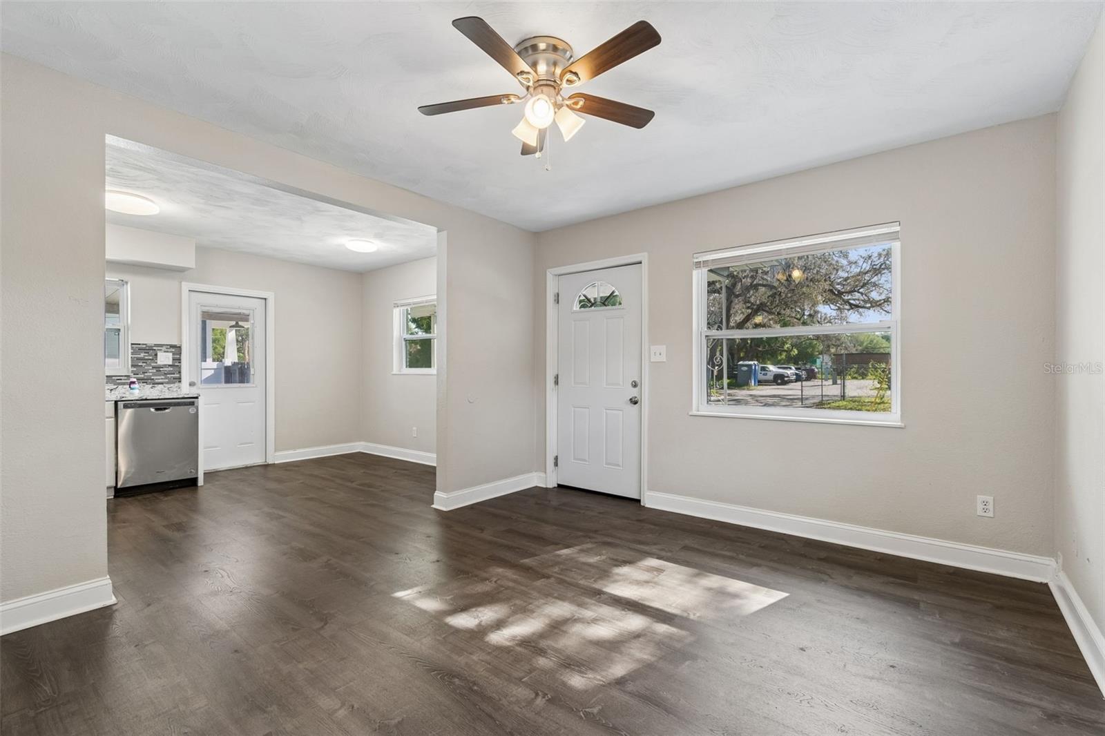 Image 15 of 87 For 6710 Harer Street