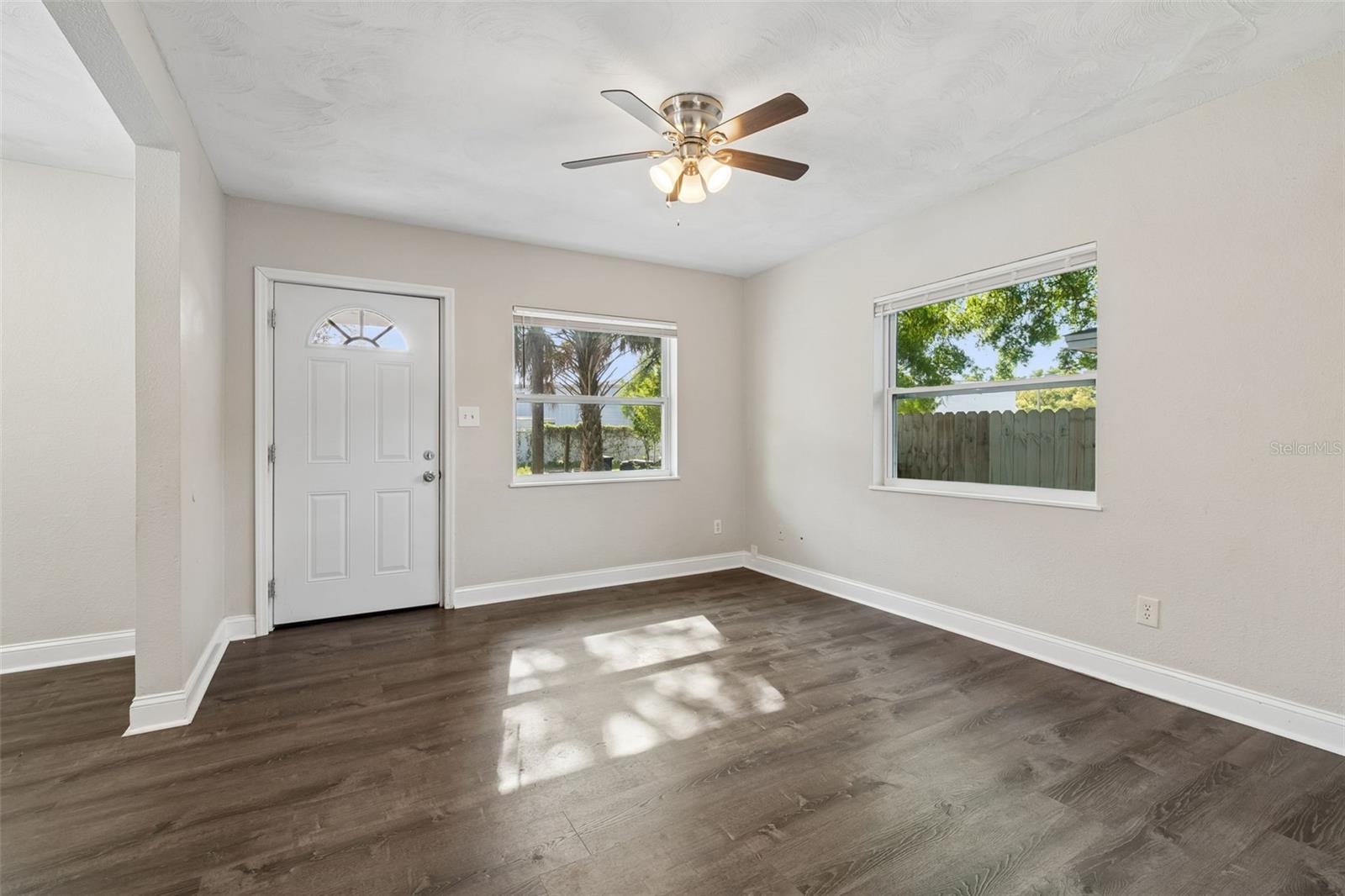 Image 16 of 87 For 6710 Harer Street