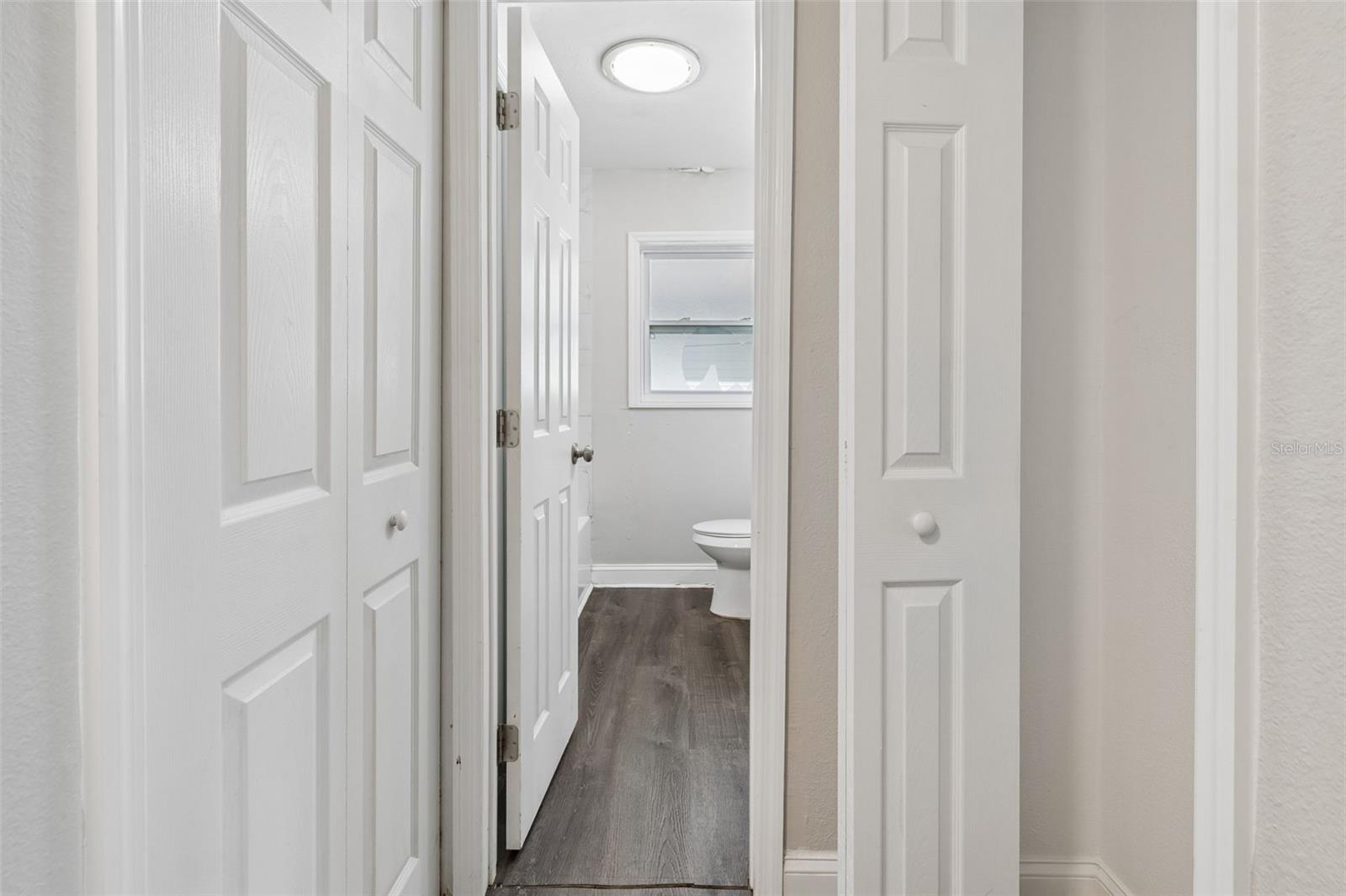 Image 28 of 87 For 6710 Harer Street