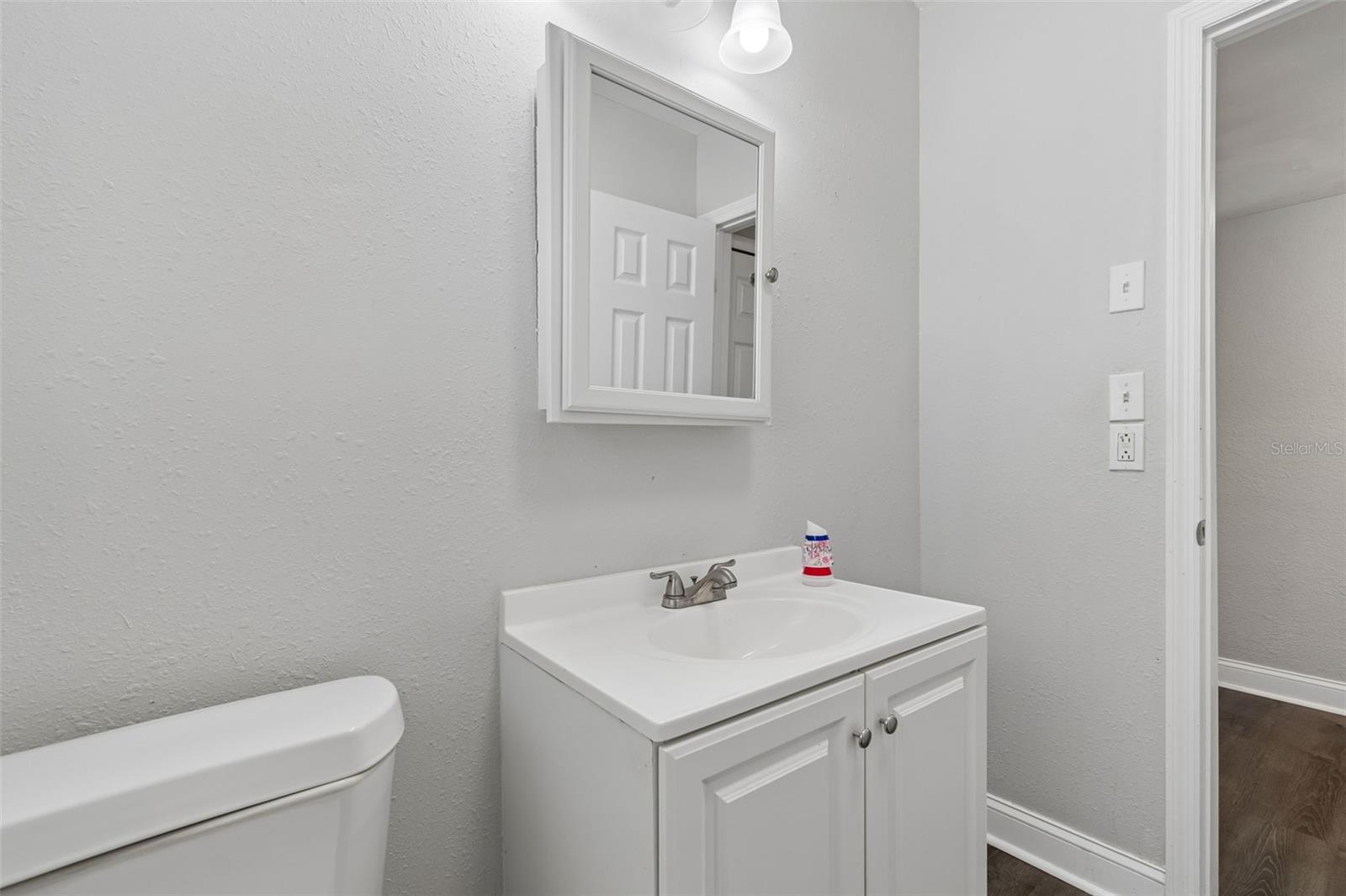 Image 31 of 87 For 6710 Harer Street