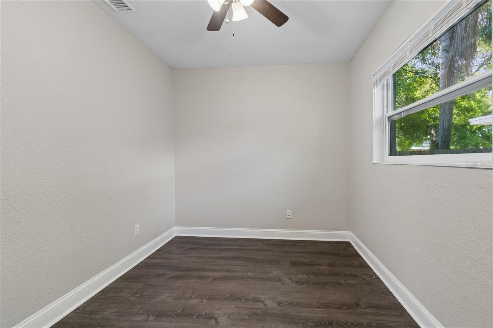 Image 33 of 87 For 6710 Harer Street