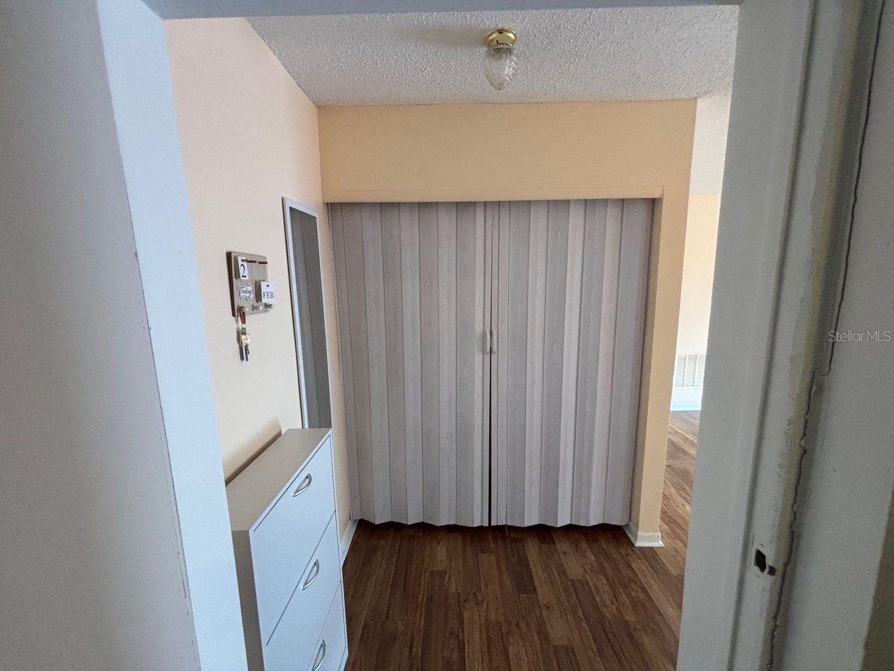 Image 11 of 12 For 660 62nd Avenue N 1204