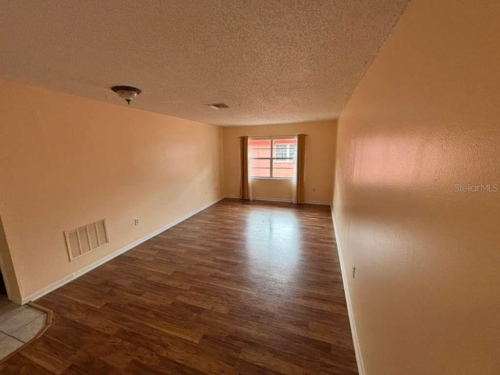 Image 5 of 12 For 660 62nd Avenue N 1204