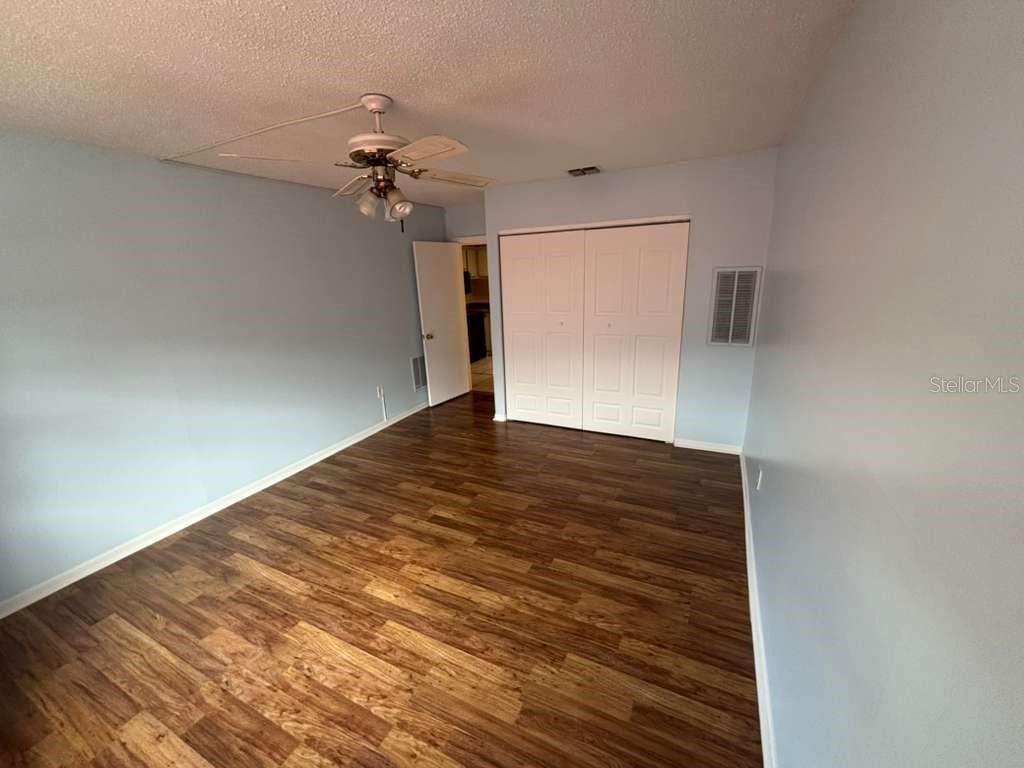 Image 7 of 12 For 660 62nd Avenue N 1204