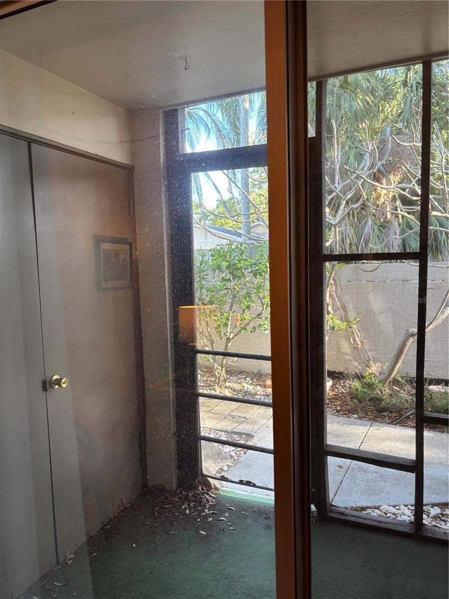 Image 16 of 19 For 6000 1st Avenue S 14