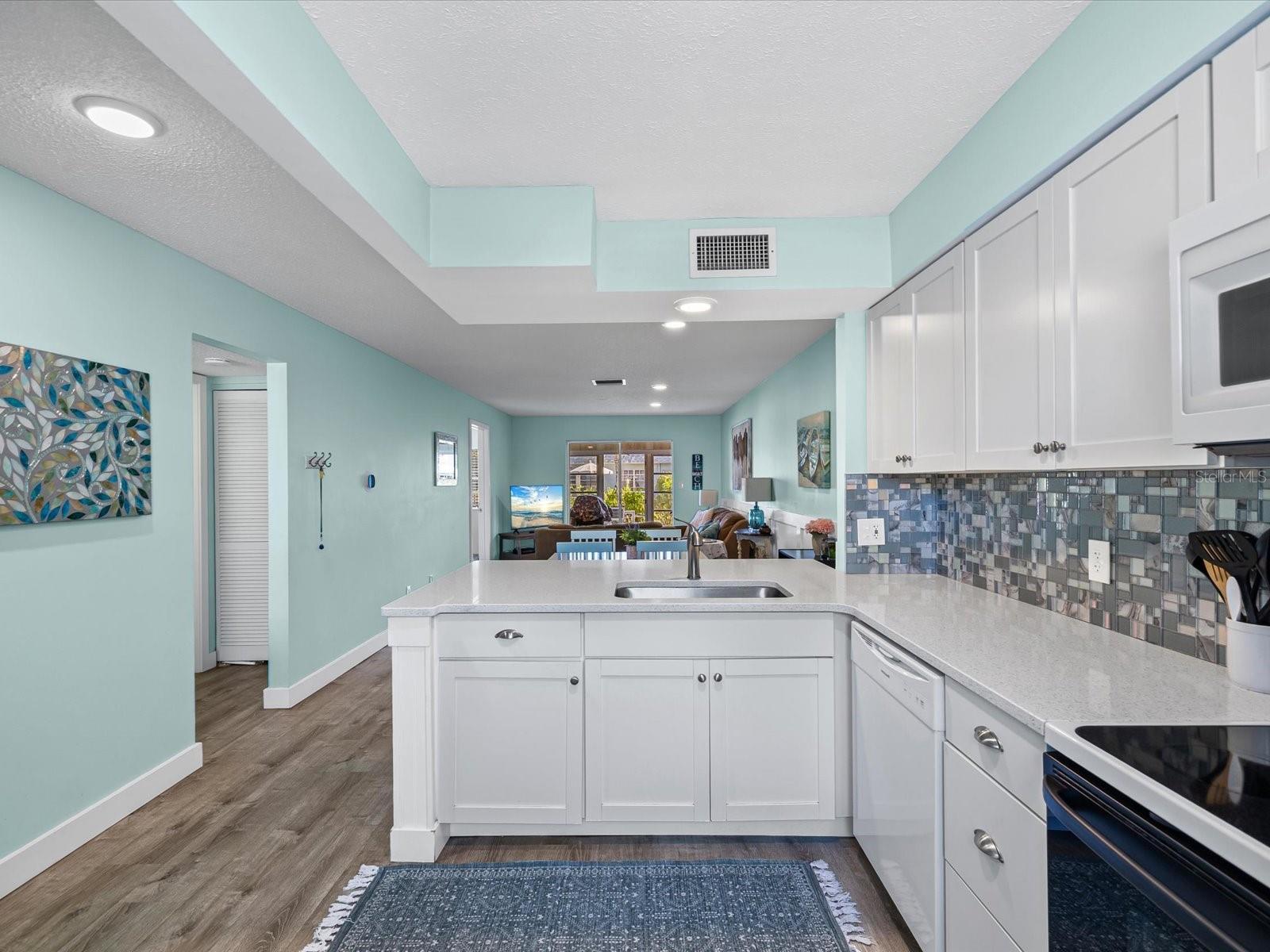 Image 6 of 44 For 3636 Trophy Boulevard 3636