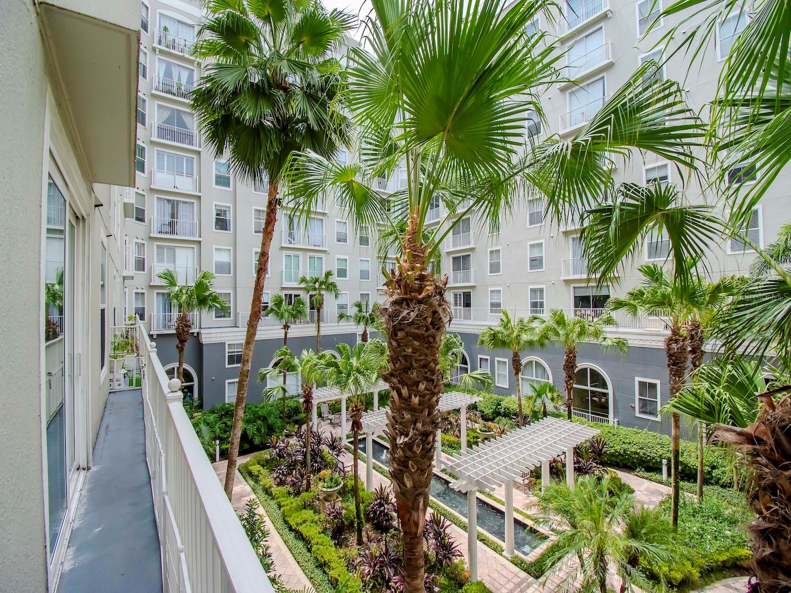 Image 22 of 35 For 700 Harbour Island Boulevard 245