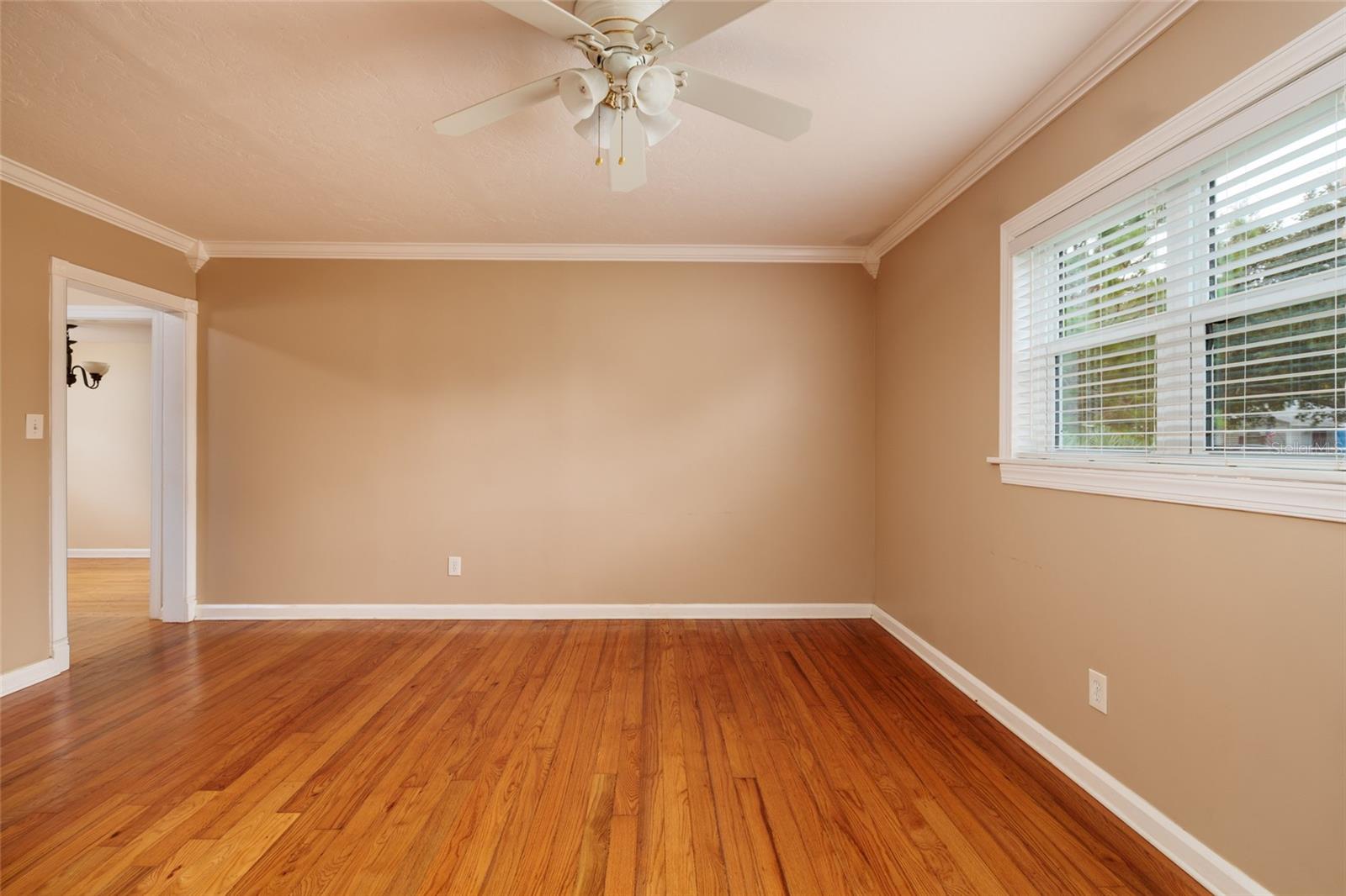 Image 11 of 18 For 1044 46th Avenue N