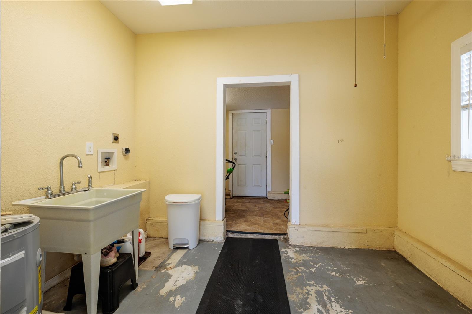 Image 18 of 18 For 1044 46th Avenue N