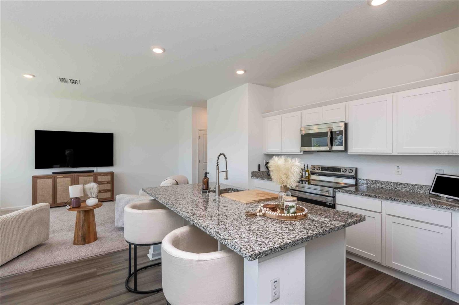 Image 10 of 37 For 11644 Judicial Court