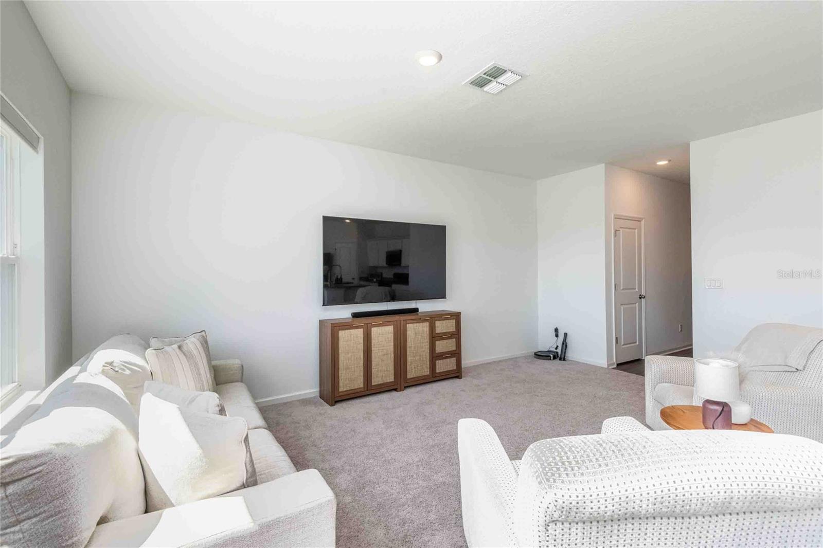 Image 25 of 37 For 11644 Judicial Court