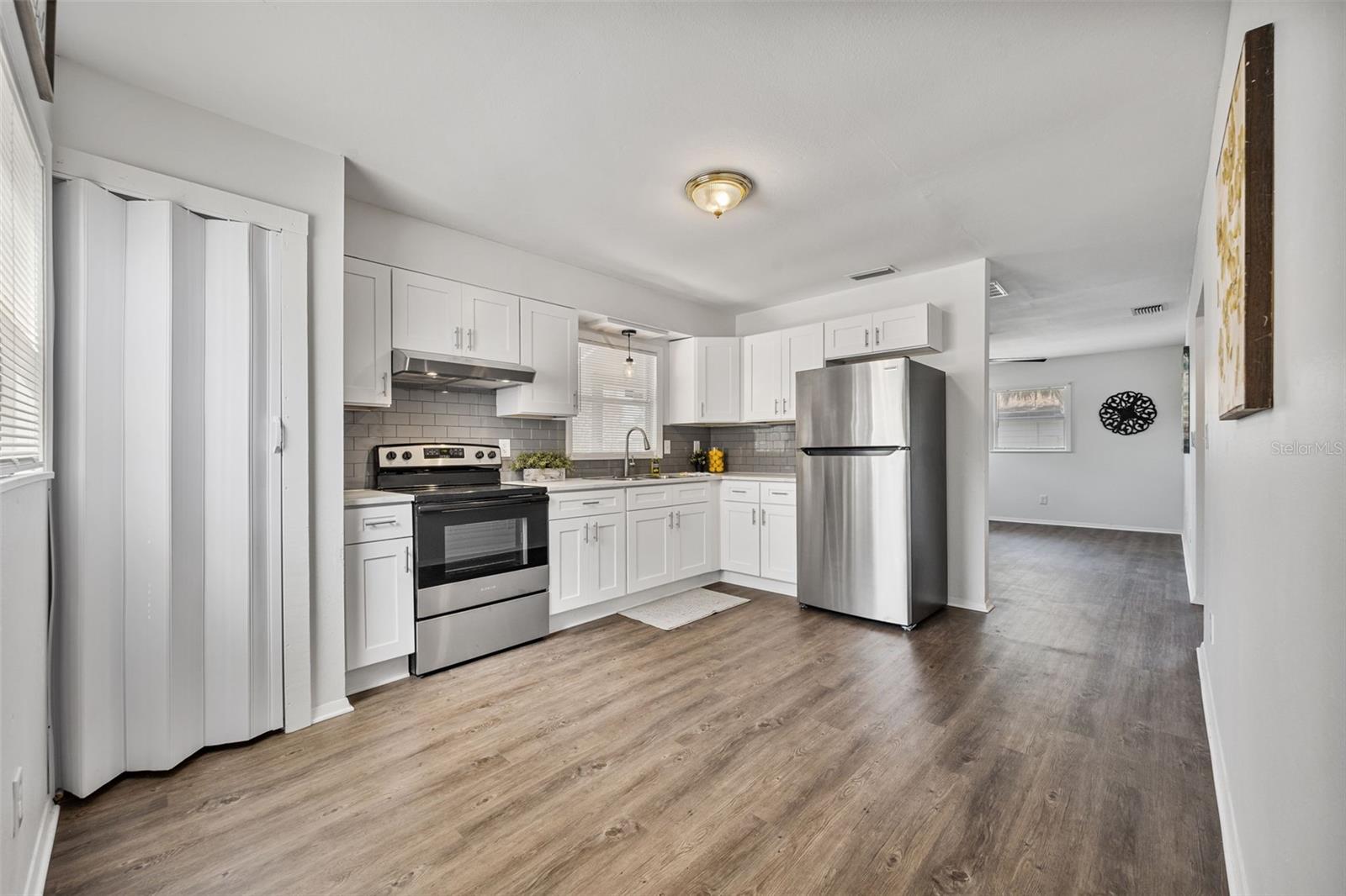Image 6 of 19 For 3419 54th Street