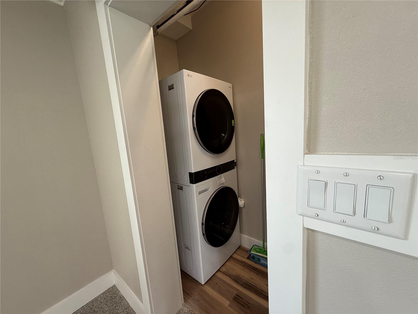 Image 20 of 35 For 3665 Belle Vista Drive E